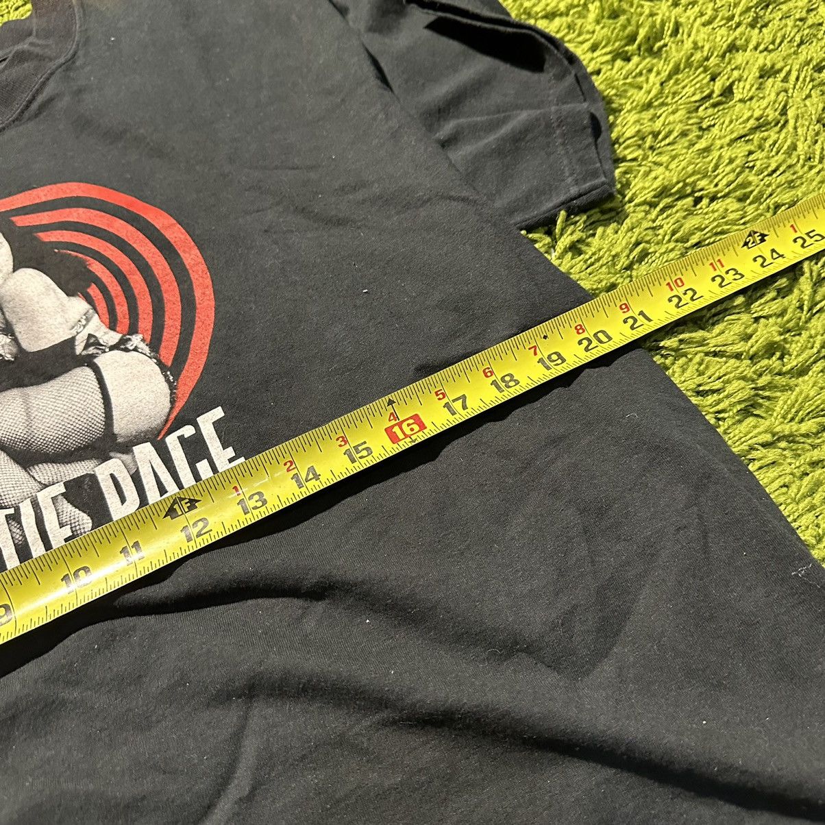 Vintage Betty Paige Y2K Grunge BDSM Tee Size US L / EU 52-54 / 3 - 5 Thumbnail