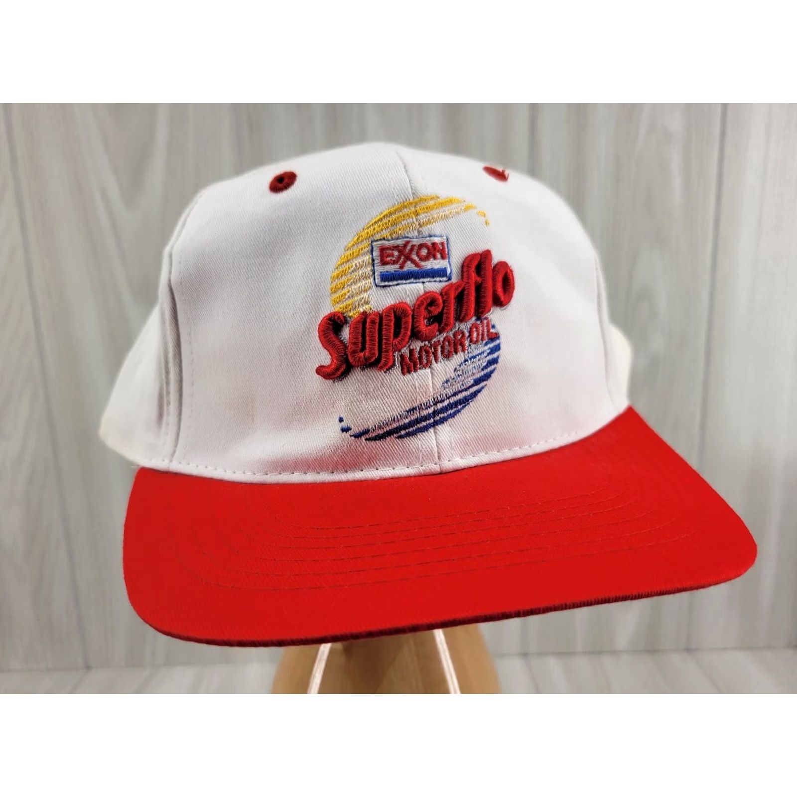 Vintage VINTAGE EXXON MOTOR OIL DIRECT 3D EMBROIDERED Hat Snap-Back Men Adjustable White Size ONE SIZE - 2 Thumbnail