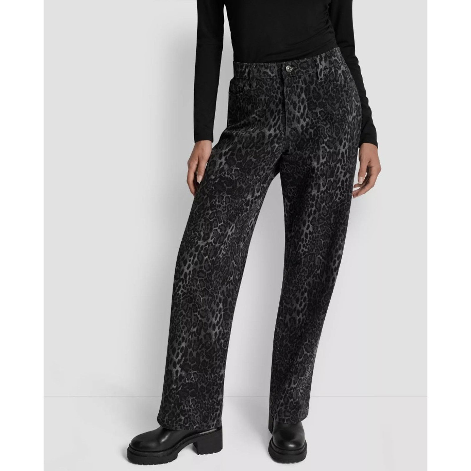 DKNY DKNY Women Black Leopard Print Relaxed Jeans Size 32 Size 32" / US 10 / IT 46 - 1 Thumbnail