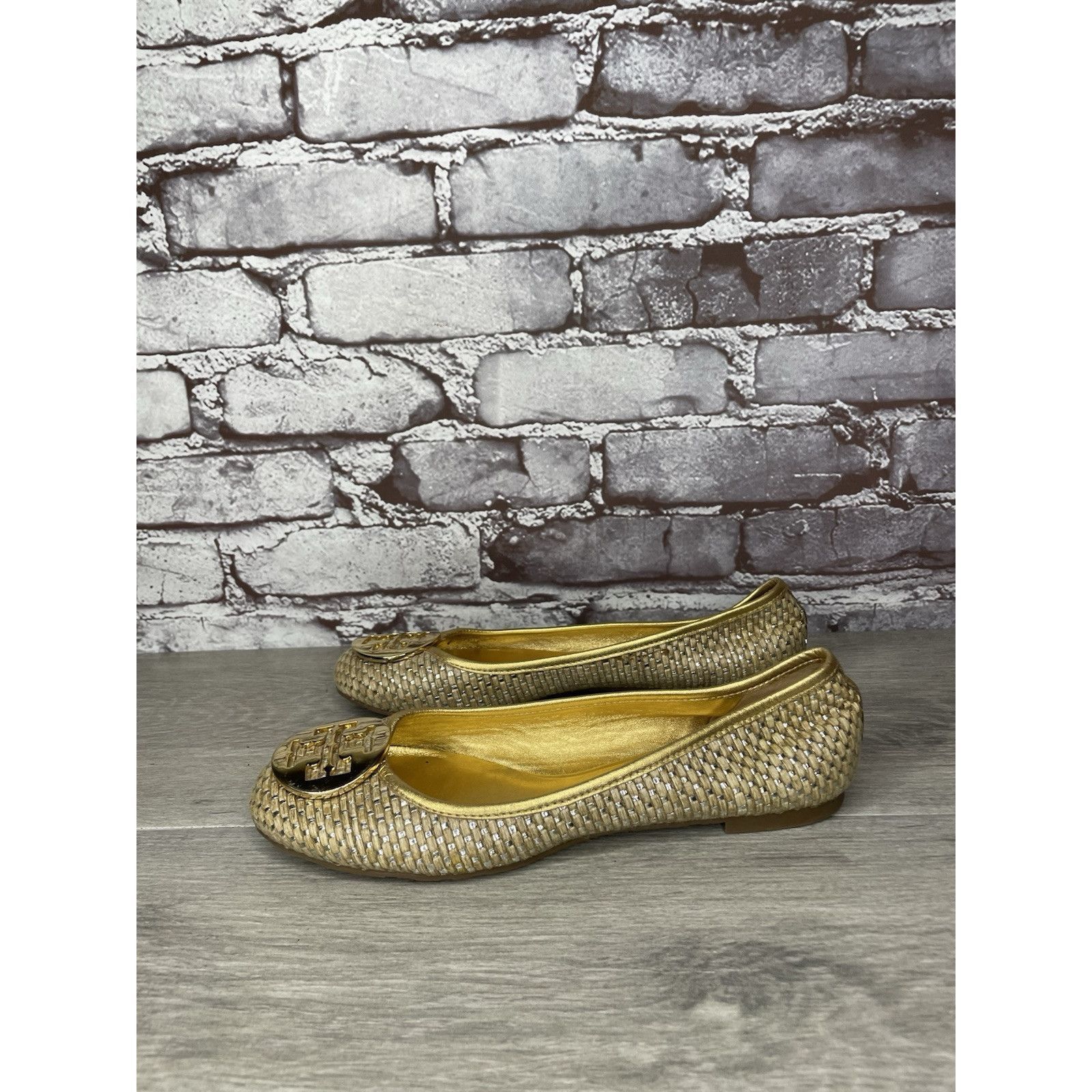Tory Burch Tory Burch Straw Reva Gold Leather Logo Ballet Flats Women’s Size US 7.5 / IT 37.5 - 20 Thumbnail