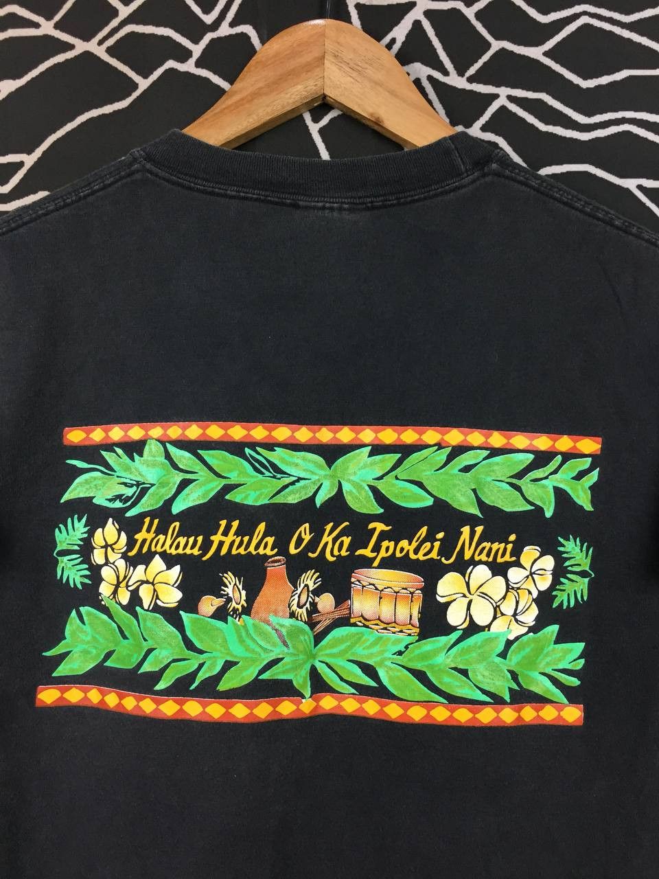 Vintage Vtg Halau Hula O Ka Ipolei Nani Hawaiian Cultural Tee Size S Size US S / EU 44-46 / 1 - 5 Thumbnail