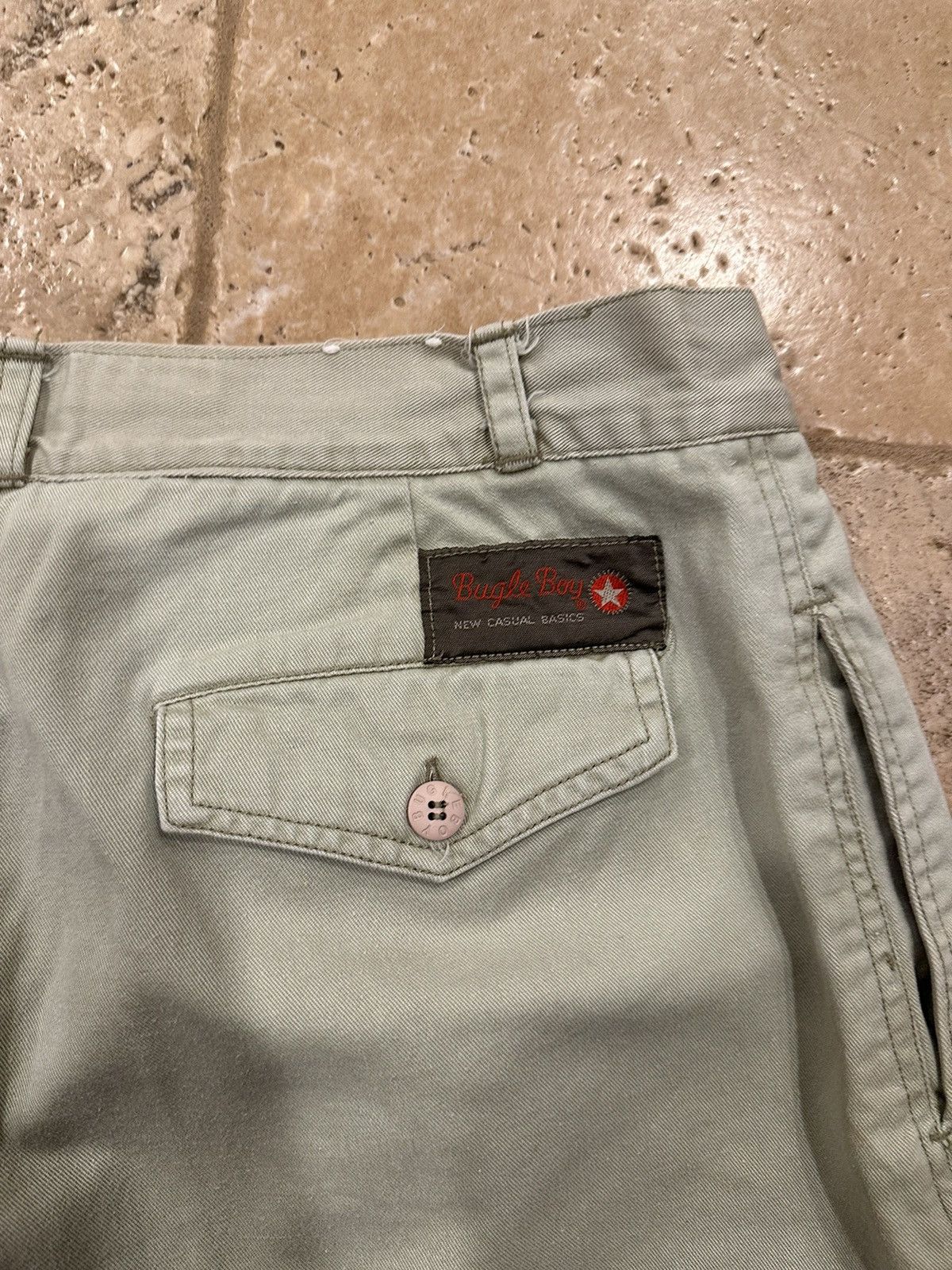Bugle Boy × Vintage Vintage Bugle Boy Tan Dress Khaki Shorts Size US 32 / EU 48 - 3 Thumbnail