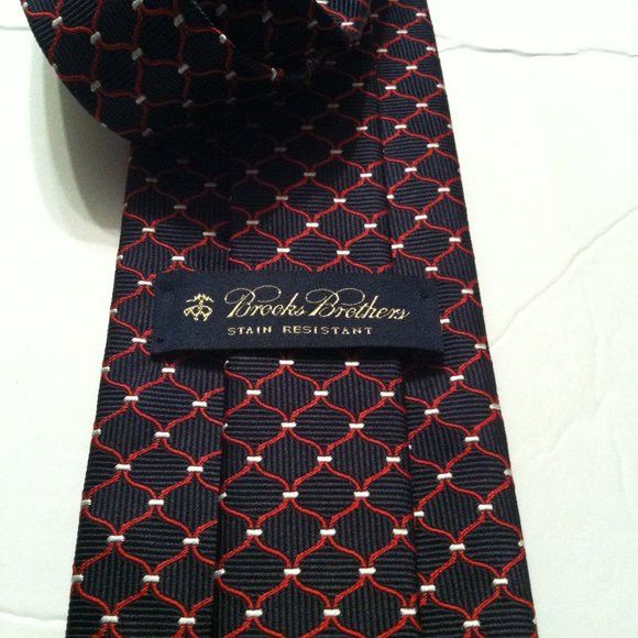 Brooks Brothers BROOKS BROTHERS MENS NEW NAVY 100%SILK TIE WIDTH: 3 1/2" Size ONE SIZE - 4 Thumbnail