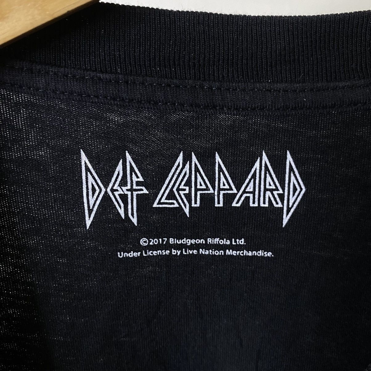 Band Tees GU x Def Leppard Collaboration T Shirt Size US M / EU 48-50 / 2 - 3 Thumbnail