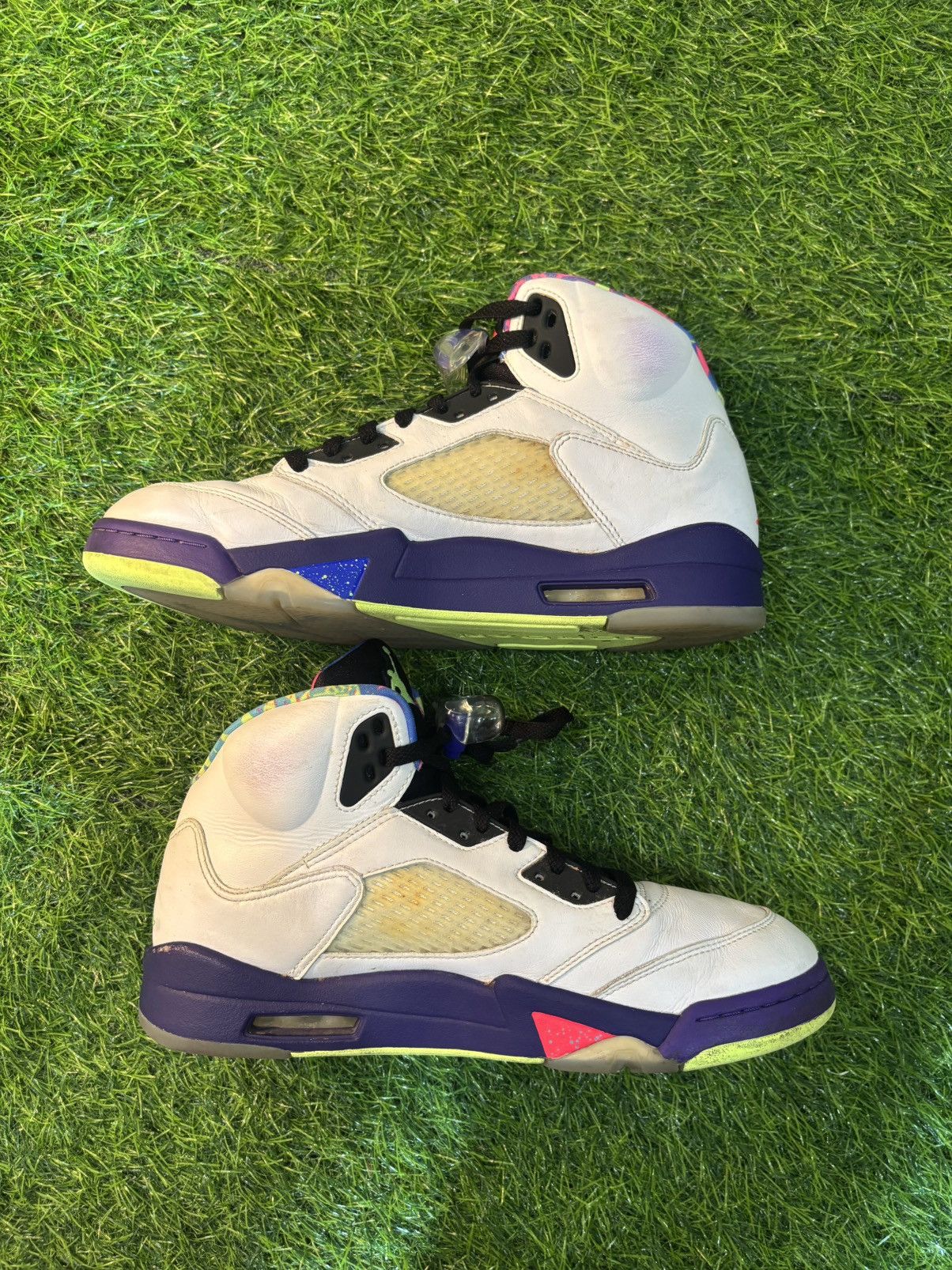 Jordan Brand Jordan 5 Alternate Bel Air Size US 10.5 / EU 43-44 - 2 Thumbnail