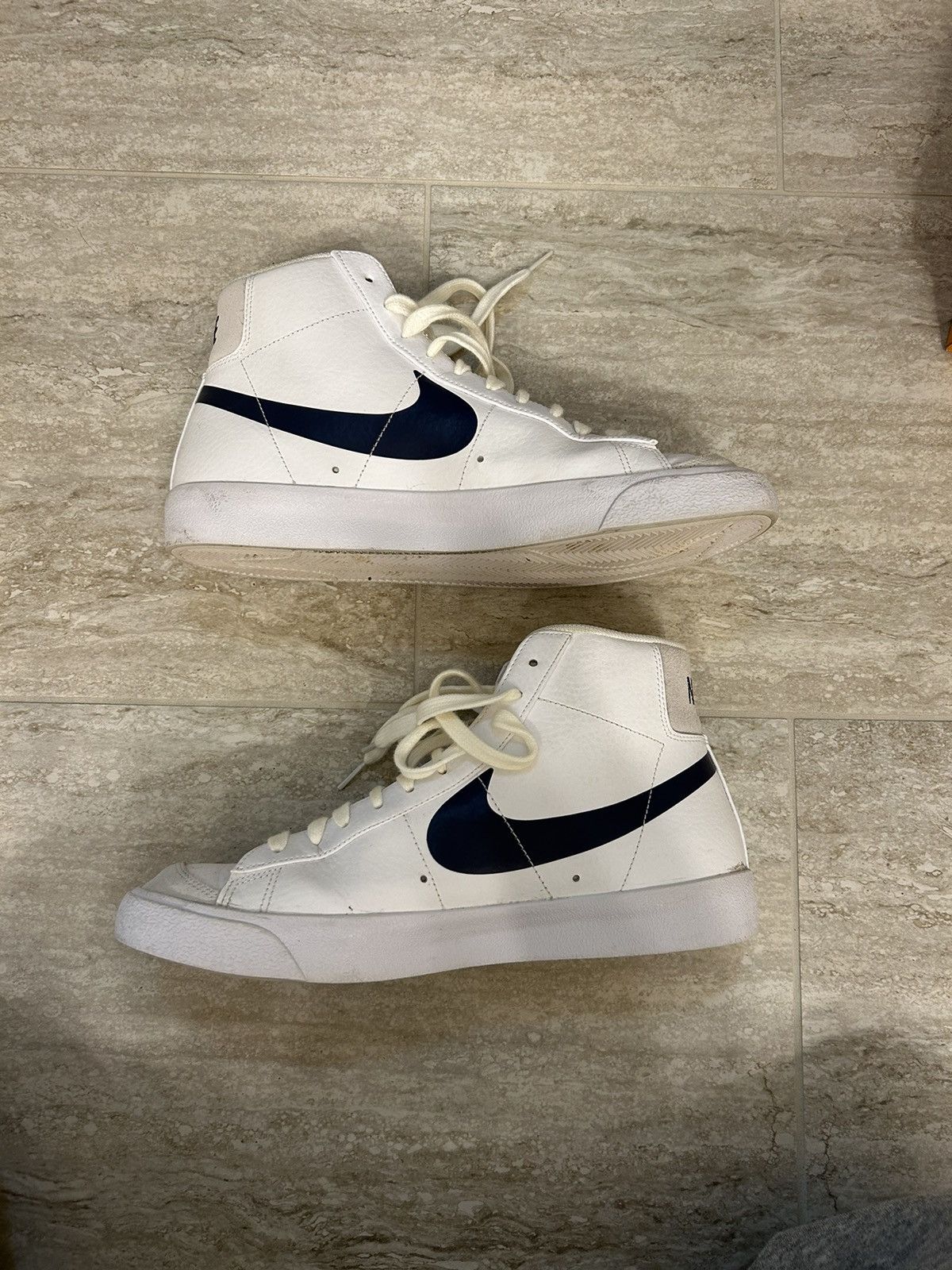 Nike Nike Blazer Mid 77 Mens Size US 11 / EU 44 - 7 Thumbnail