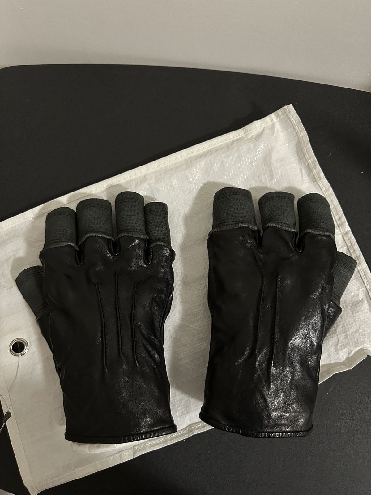 Carol Christian Poell Fingerless Gloves. - YouTube