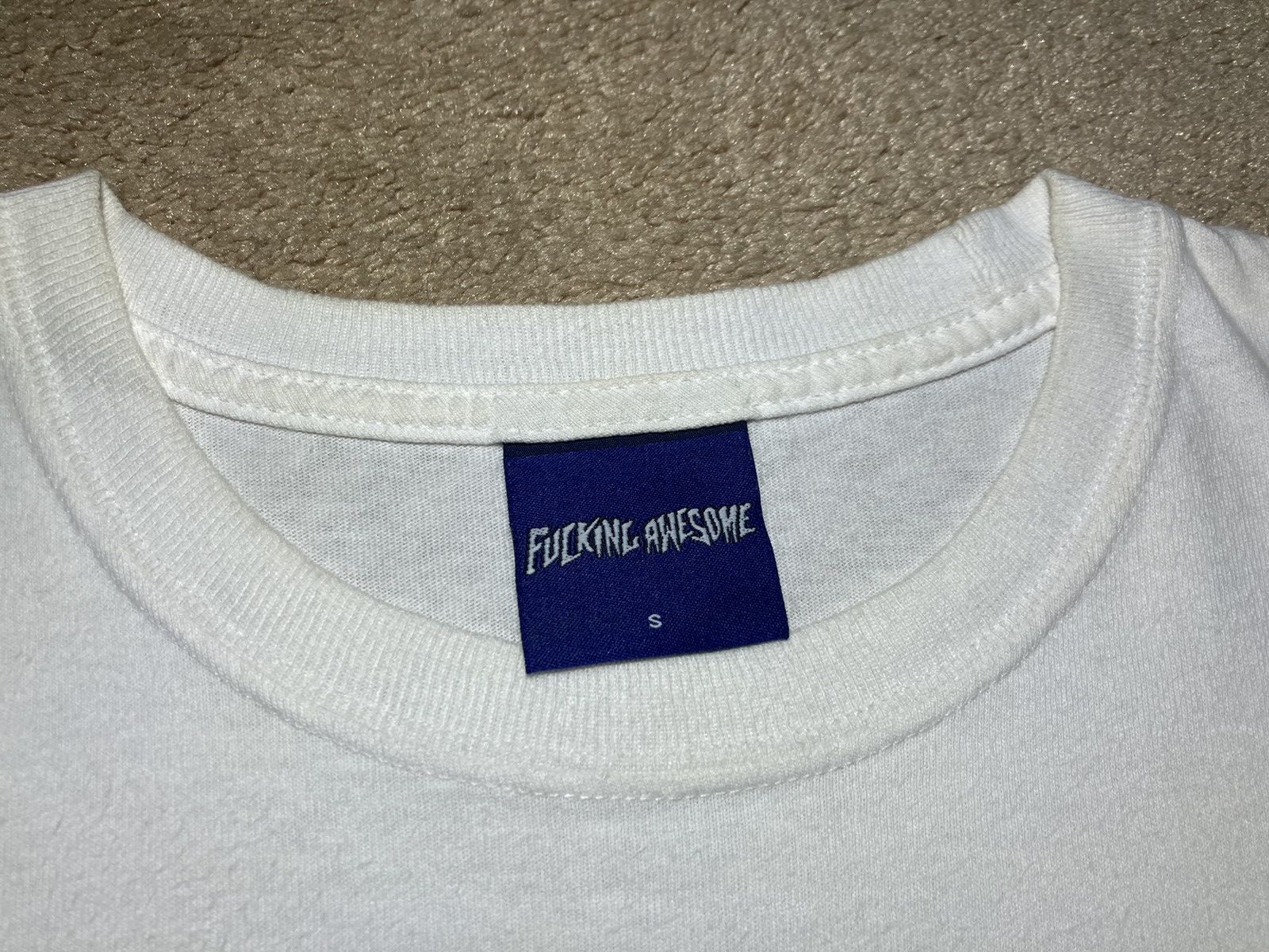Fucking Awesome 2009 Fucking Awesome White Men Natives Trust Indian Vintage Size US S / EU 44-46 / 1 - 3 Thumbnail