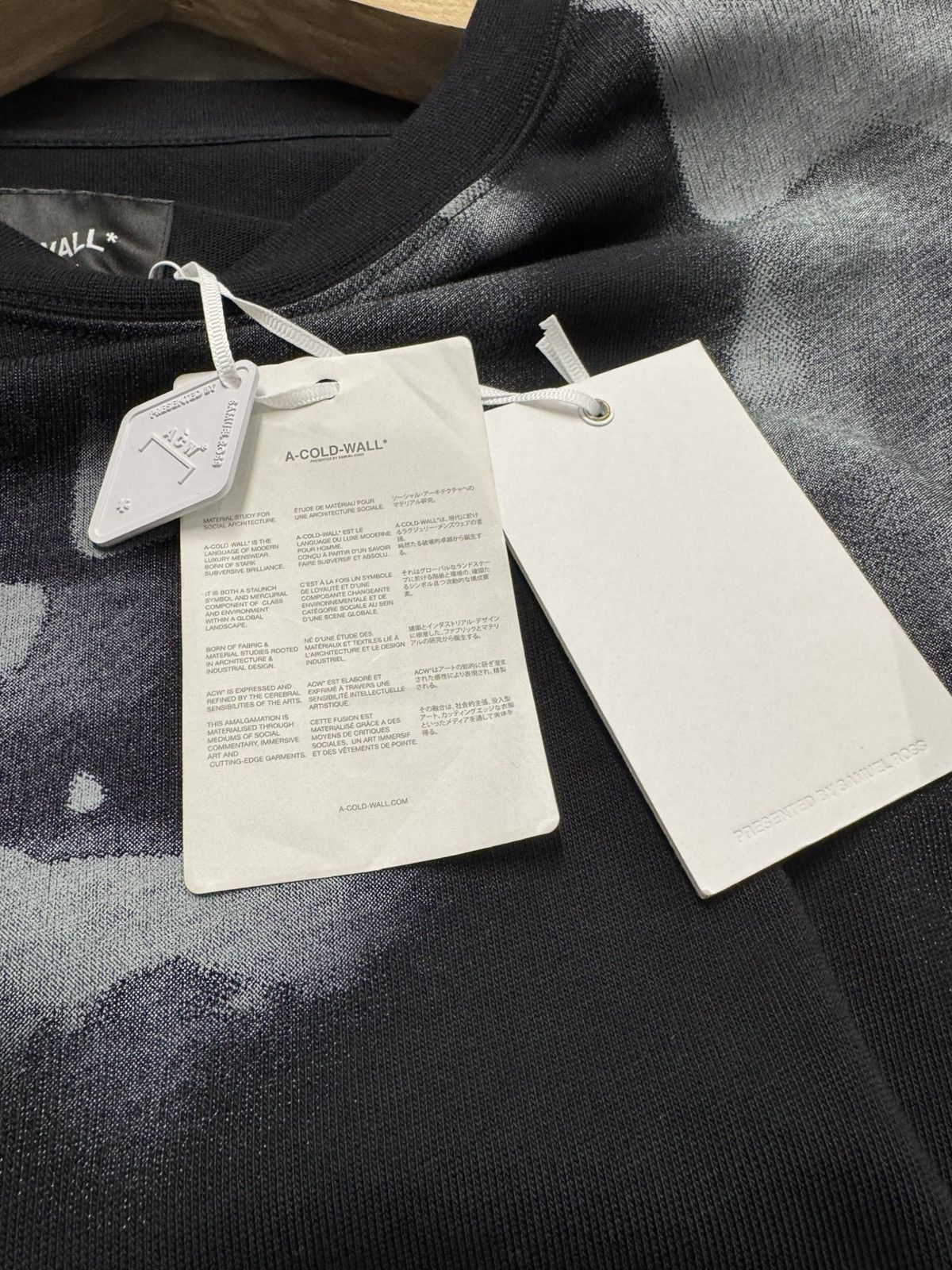 A-COLD-WALL* NWT Abstract Architectural Print Long Sleeve Tee - BLACK, M Size US M / EU 48-50 / 2 - 5 Thumbnail