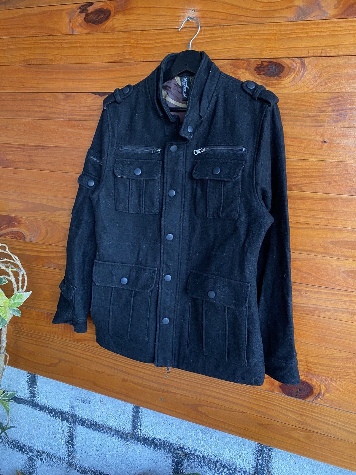 Japanese Brand Vintage Military-Style Black Wool Jacket with Camo Lining Size US M / EU 48-50 / 2 - 4 Thumbnail