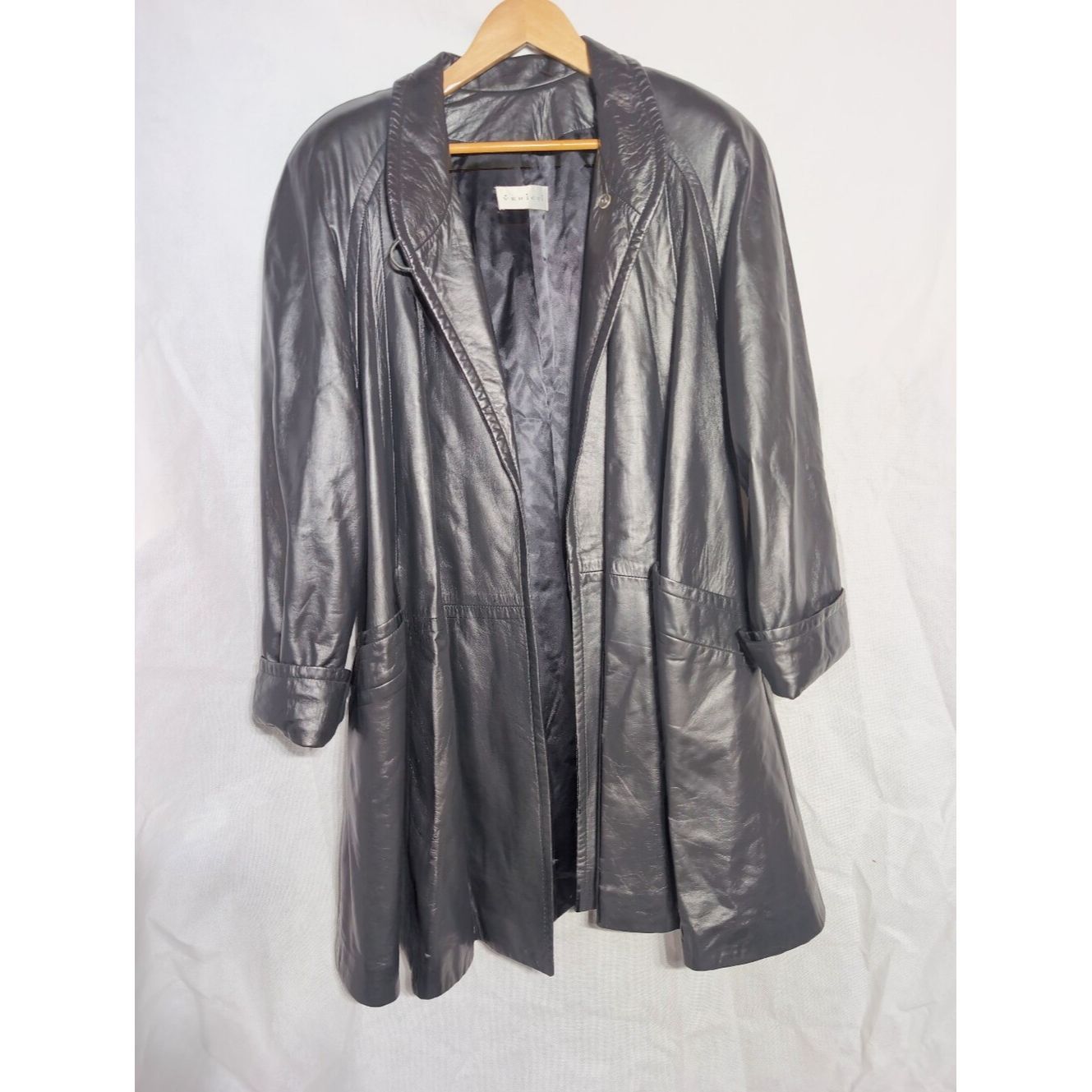 Other Beautiful Vintage L Vericci Black Liquid Lambskin Leather L Size L / US 10 / IT 46 - 1 Thumbnail