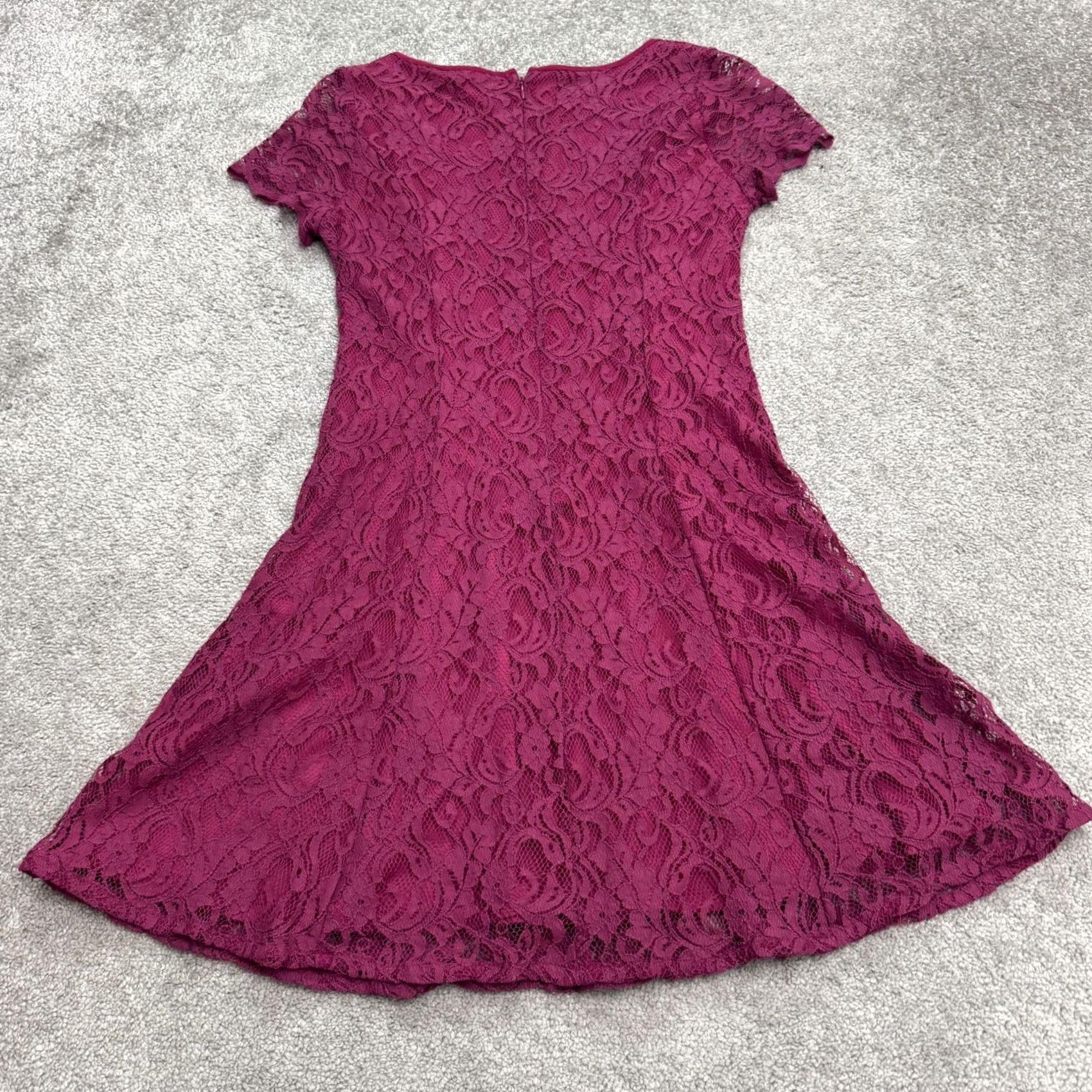 BCBGeneration BCBGeneration Dress Mini A-Line Pink Floral Lace 6 Womens Lined Short Sleeve Size M / US 6-8 / IT 42-44 - 3 Thumbnail