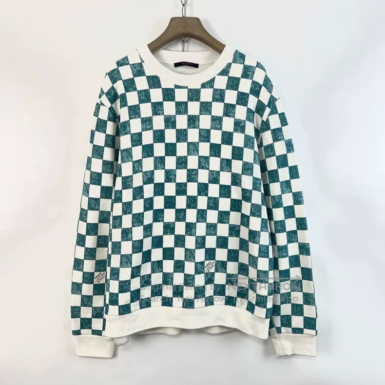 Louis Vuitton Louis Vuitton White and green checkerboard fleece crew nec Size US XXL / EU 58 / 5 - 1 Thumbnail