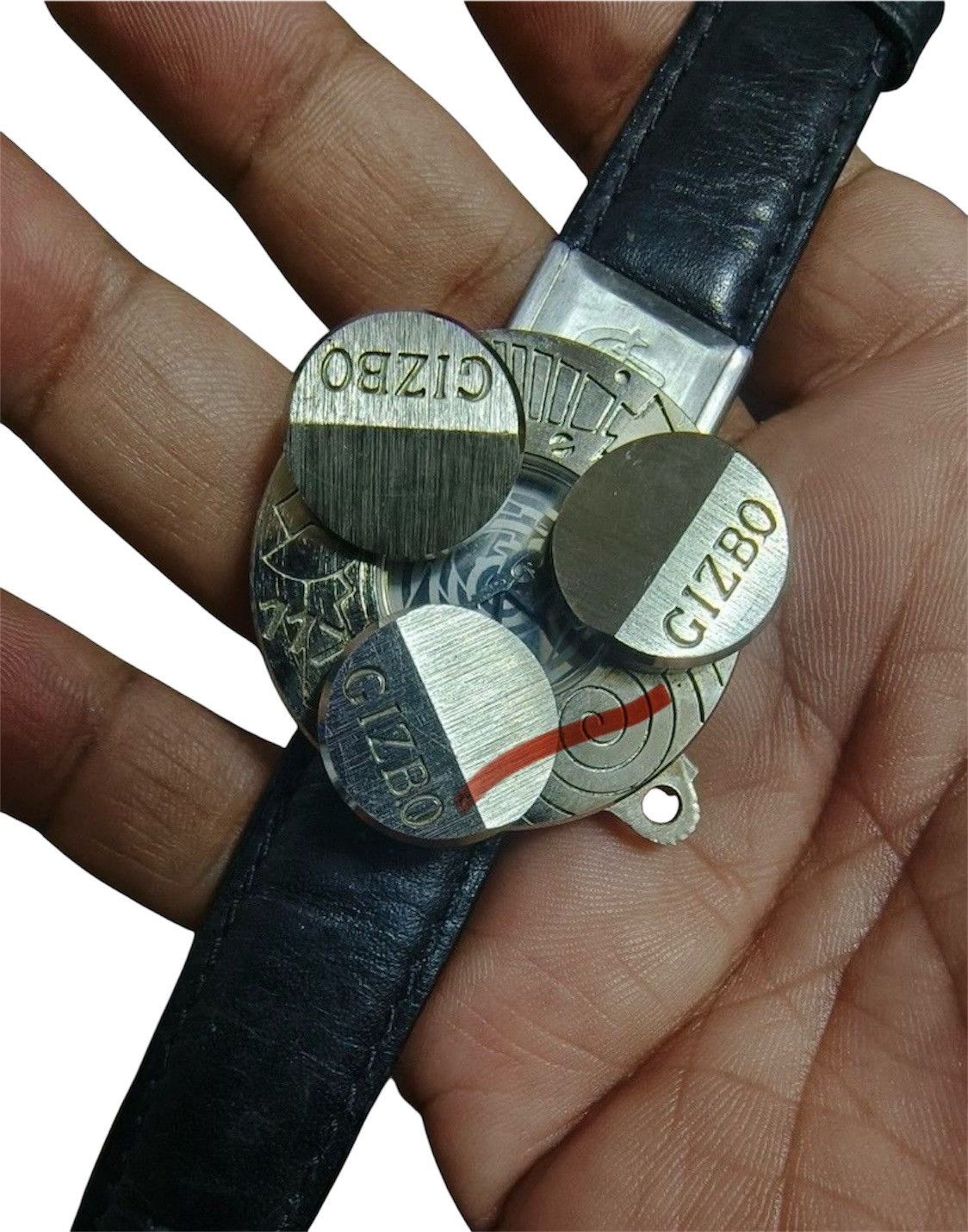 Japanese Brand Gizbo Rotate avant garde punk style watch Size ONE SIZE - 2 Thumbnail