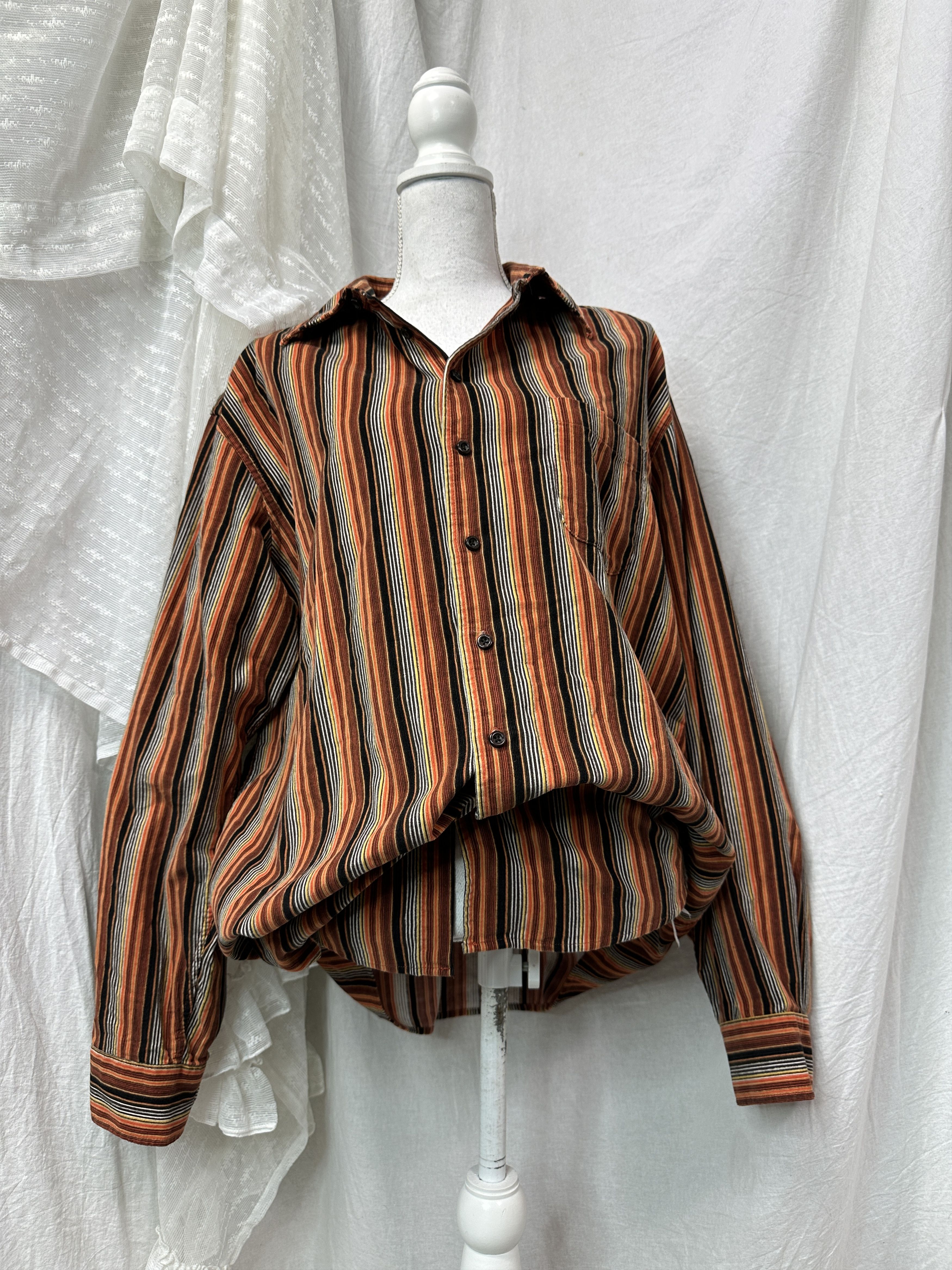 Vintage Vintage Striped Velvet Classy Preppy Button Up Shirt 90s Size US XL / EU 56 / 4 - 1 Thumbnail