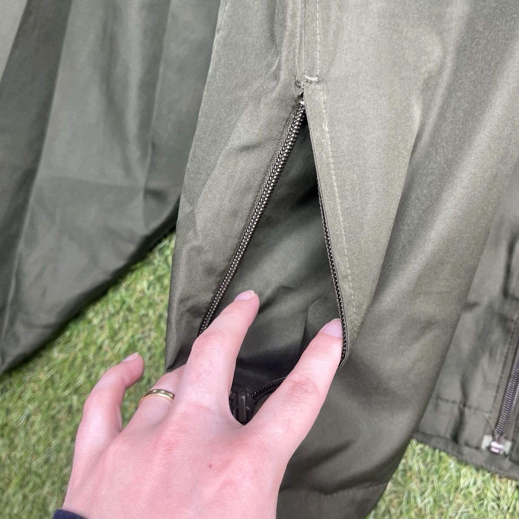Vintage 5.11 Tactical Windbreaker Jacket Mens M Green Lightweight Full Zip Softshell Windbreaker Army Outdoor Casual Workwear Regular Fit 109614 Size US M / EU 48-50 / 2 - 4 Thumbnail