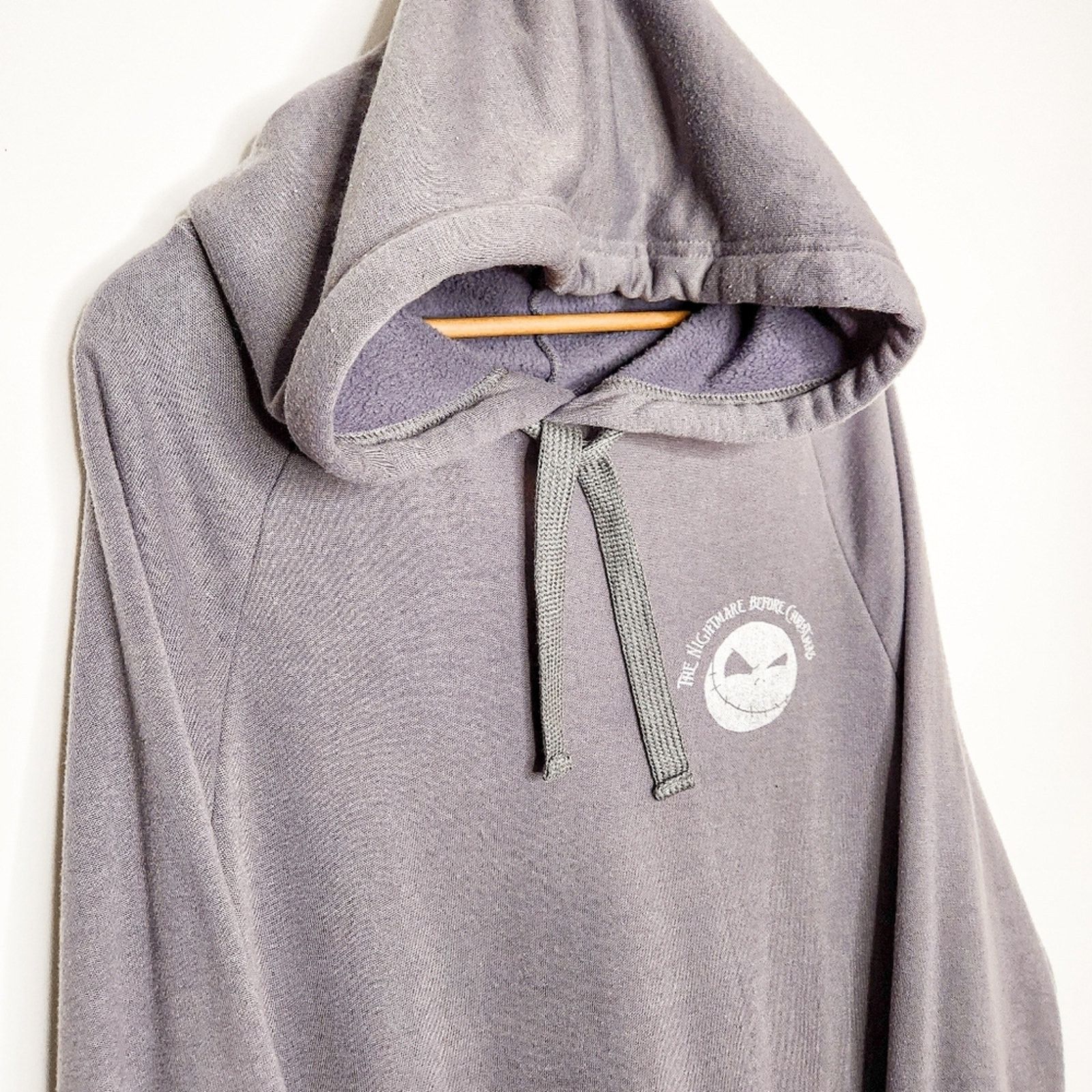 Disney Disney Nightmare Before Christmas Grey Hoodie Size XXL Size US XXL / EU 58 / 5 - 2 Thumbnail