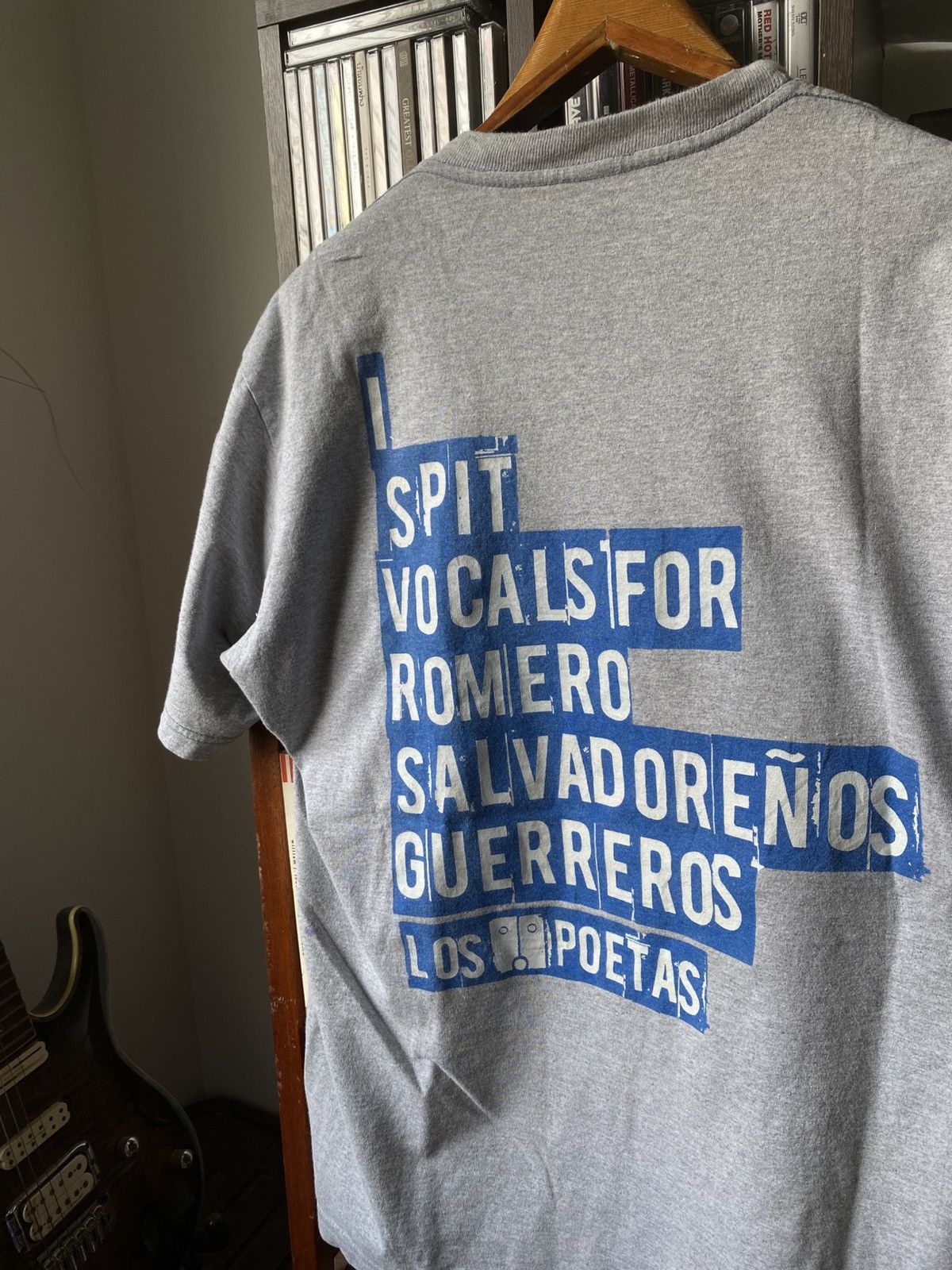 Vintage oscar arnulfo romero Size US XL / EU 56 / 4 - 2 Thumbnail