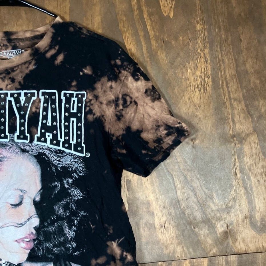 Vintage Aaliyah Womens Shirt Black Bleached Graphic Print Short Sleeve Cotton Blend M Shirt Womens Black Graphic Print Short Sleeve Cotton Blend M Size M / US 6-8 / IT 42-44 - 5 Thumbnail