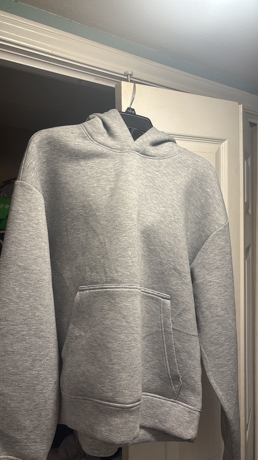 H&M H&M grey fitted hoodie Size US L / EU 52-54 / 3 - 1 Thumbnail