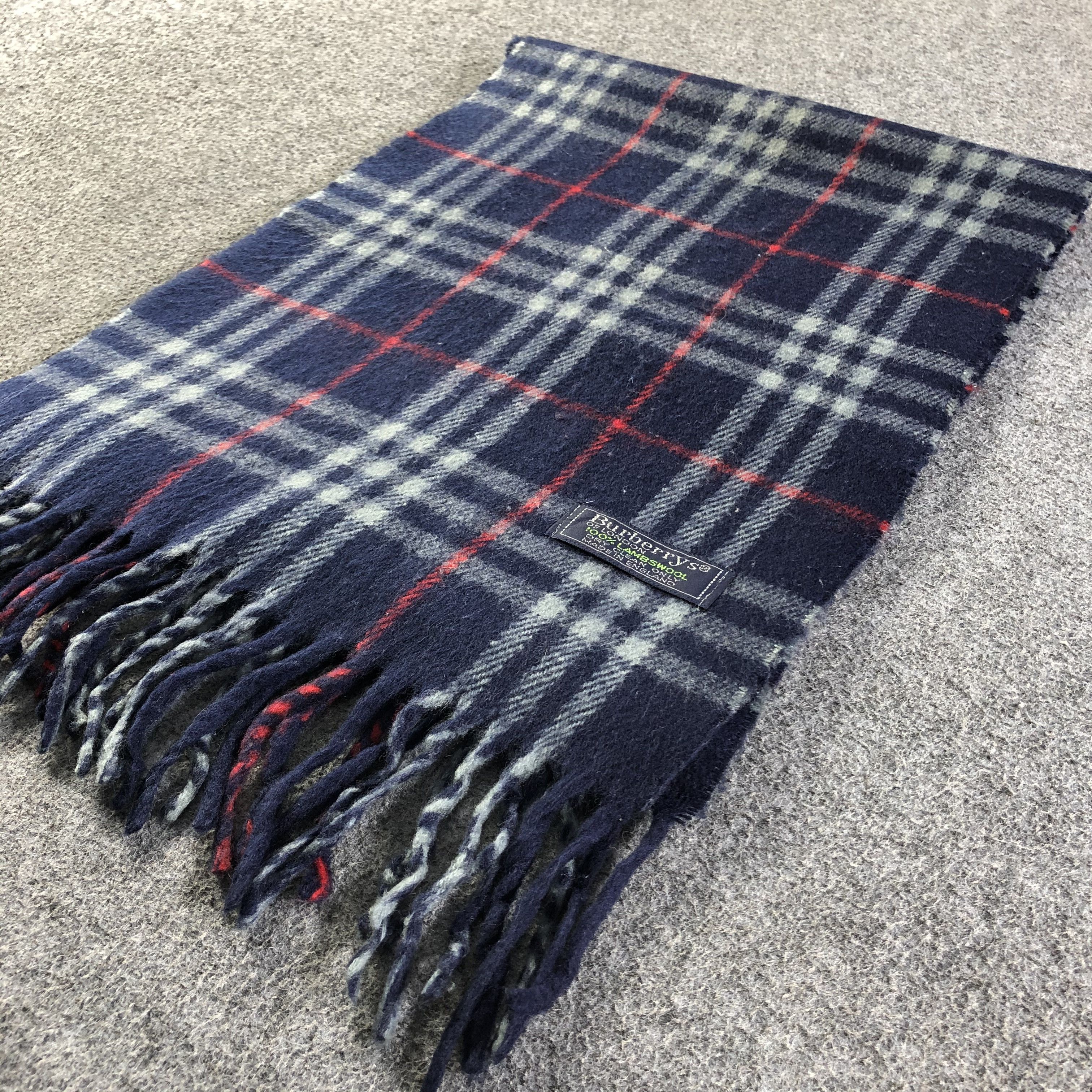 Burberry Burberrys Scarf / Muffler / Neckwear P067 Size ONE SIZE - 3 Thumbnail