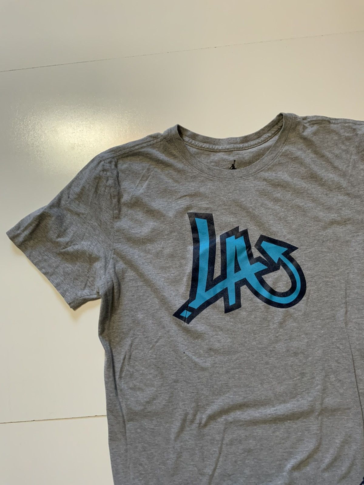 Jordan Brand × Nike Air Jordan Retro 10 Los Angeles LA Jumpman Crewneck T-shirt Size US L / EU 52-54 / 3 - 3 Thumbnail