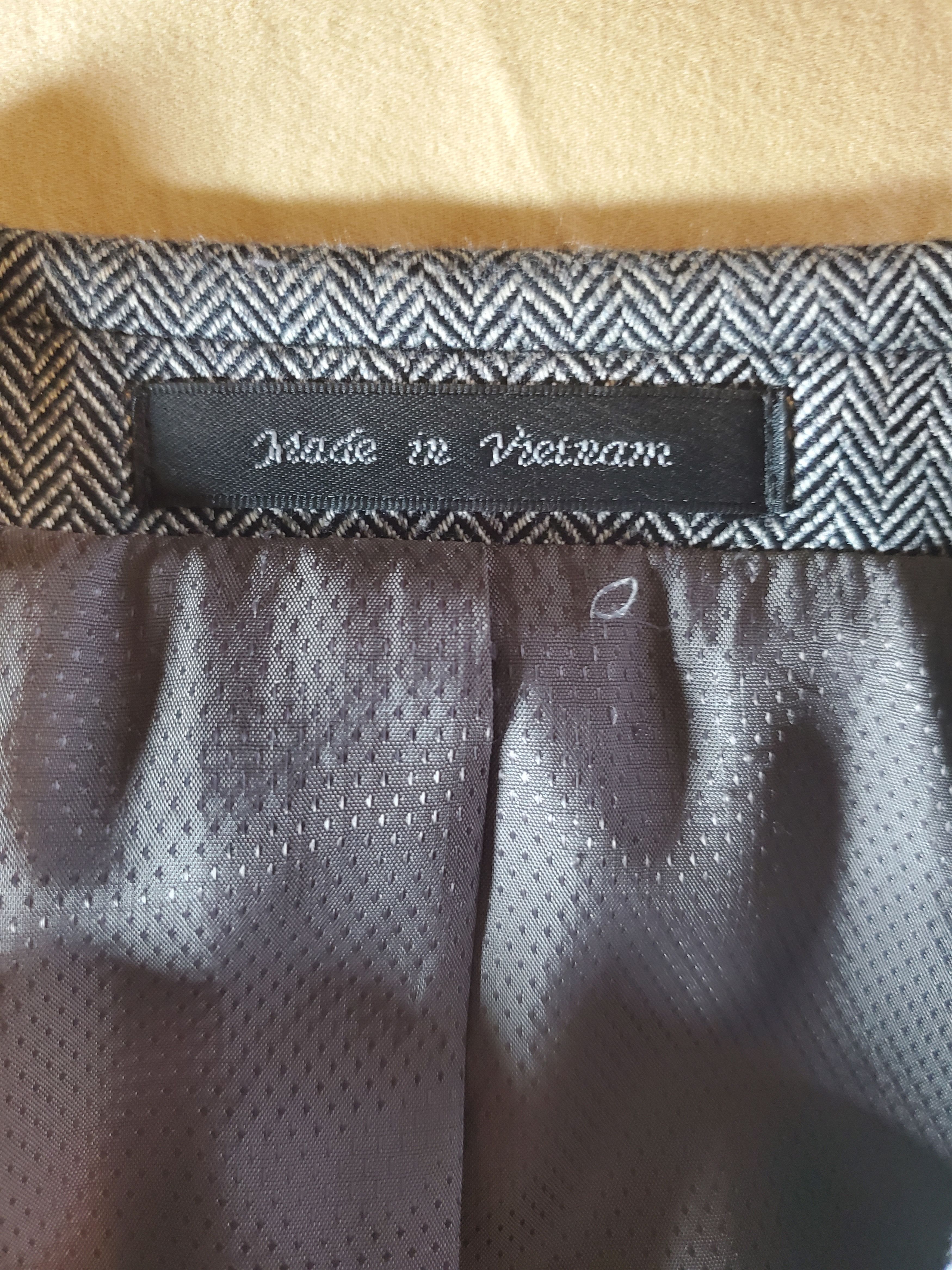 Michael Kors Michael Kors Herringbone Sport Coat - 38R - Like New! Size 38R - 5 Thumbnail