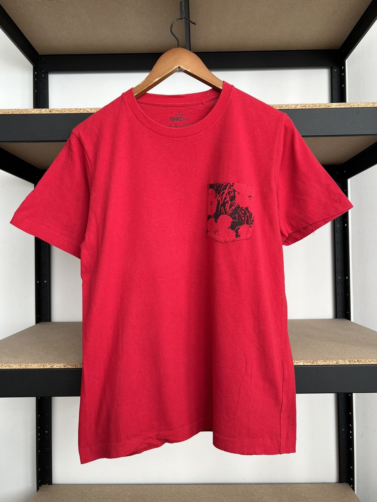 Uniqlo Uniqlo x Andy Warhol Art Pocket Red T-shirt Size US S / EU 44-46 / 1 - 1 Thumbnail