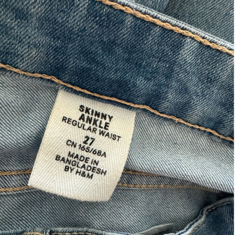 H&M H&M SZ 27 skinny ankle distressed jeans Size 27" / US 4 / IT 40 - 3 Thumbnail