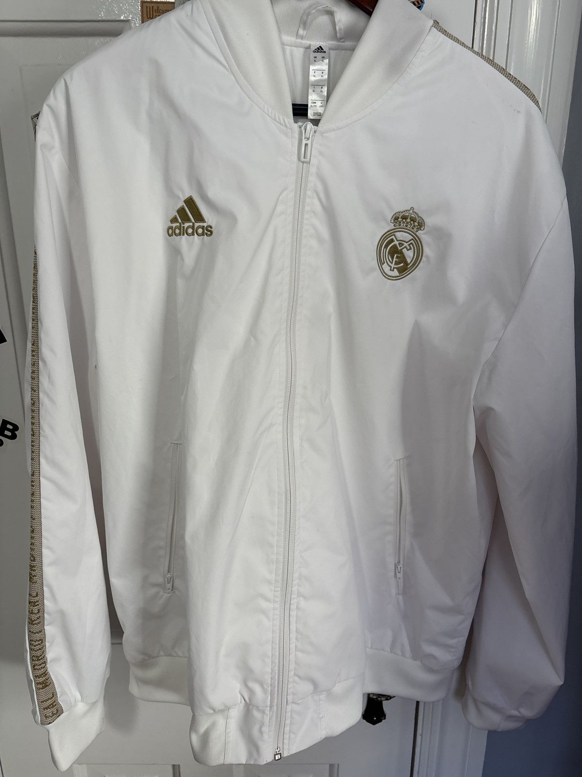 Adidas Real Madrid 2019/2020 anthem jacket Size US XL / EU 56 / 4 - 1 Thumbnail