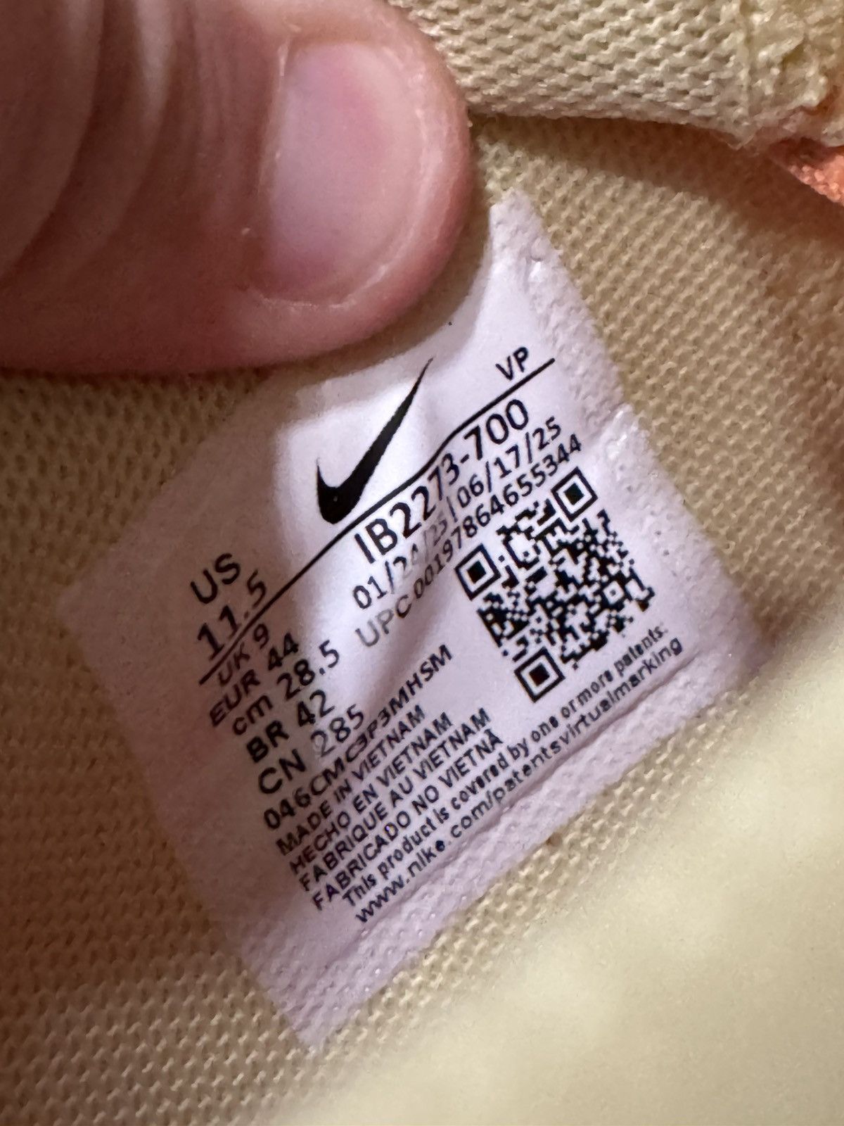 Nike Nike Sabrina 2 WMNS All Star Size 11.5W Size US 11.5 / IT 41.5 - 7 Thumbnail
