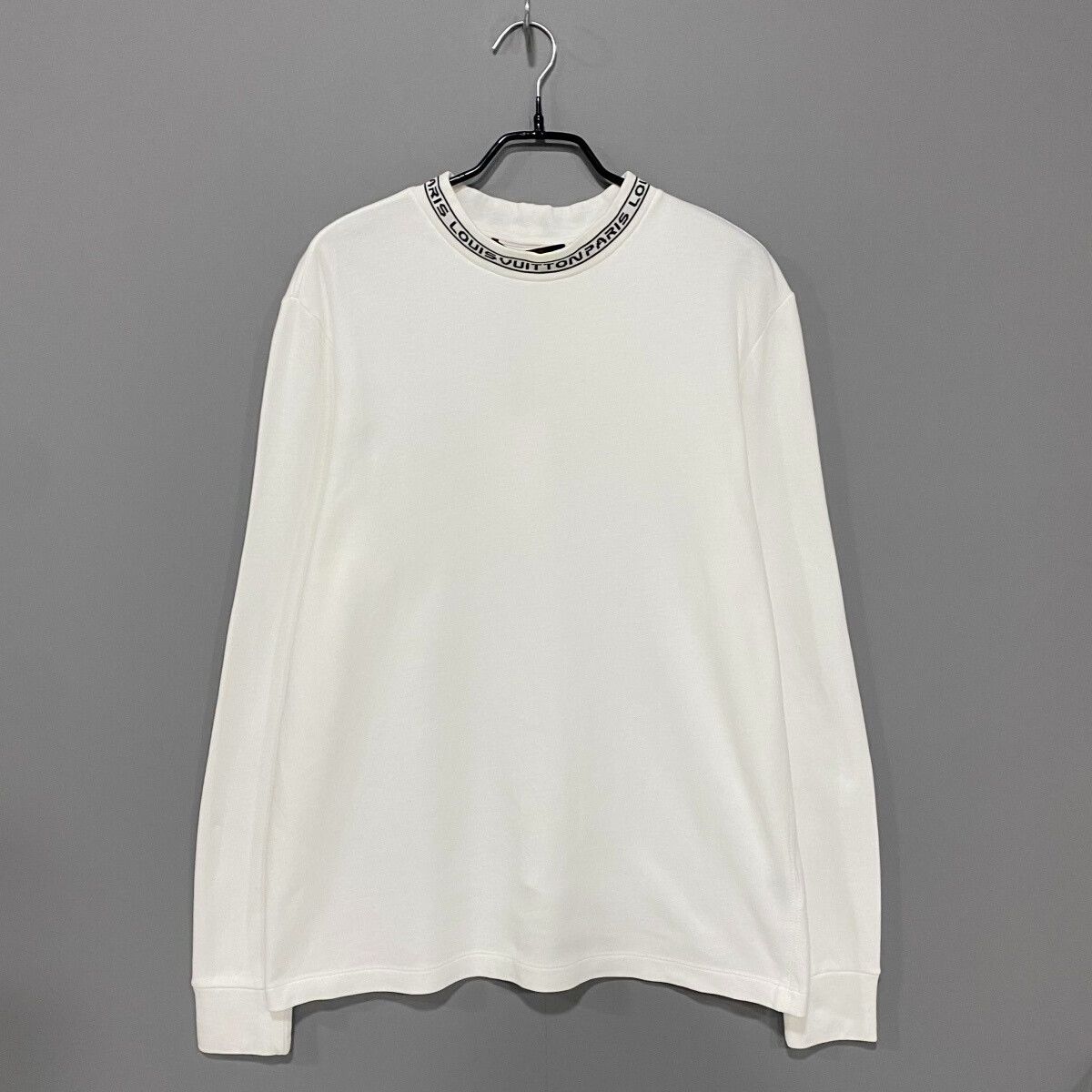Louis Vuitton Louis Vuitton Logo Collar Long-Sleeve T-Shirt Size US M / EU 48-50 / 2 - 1 Thumbnail