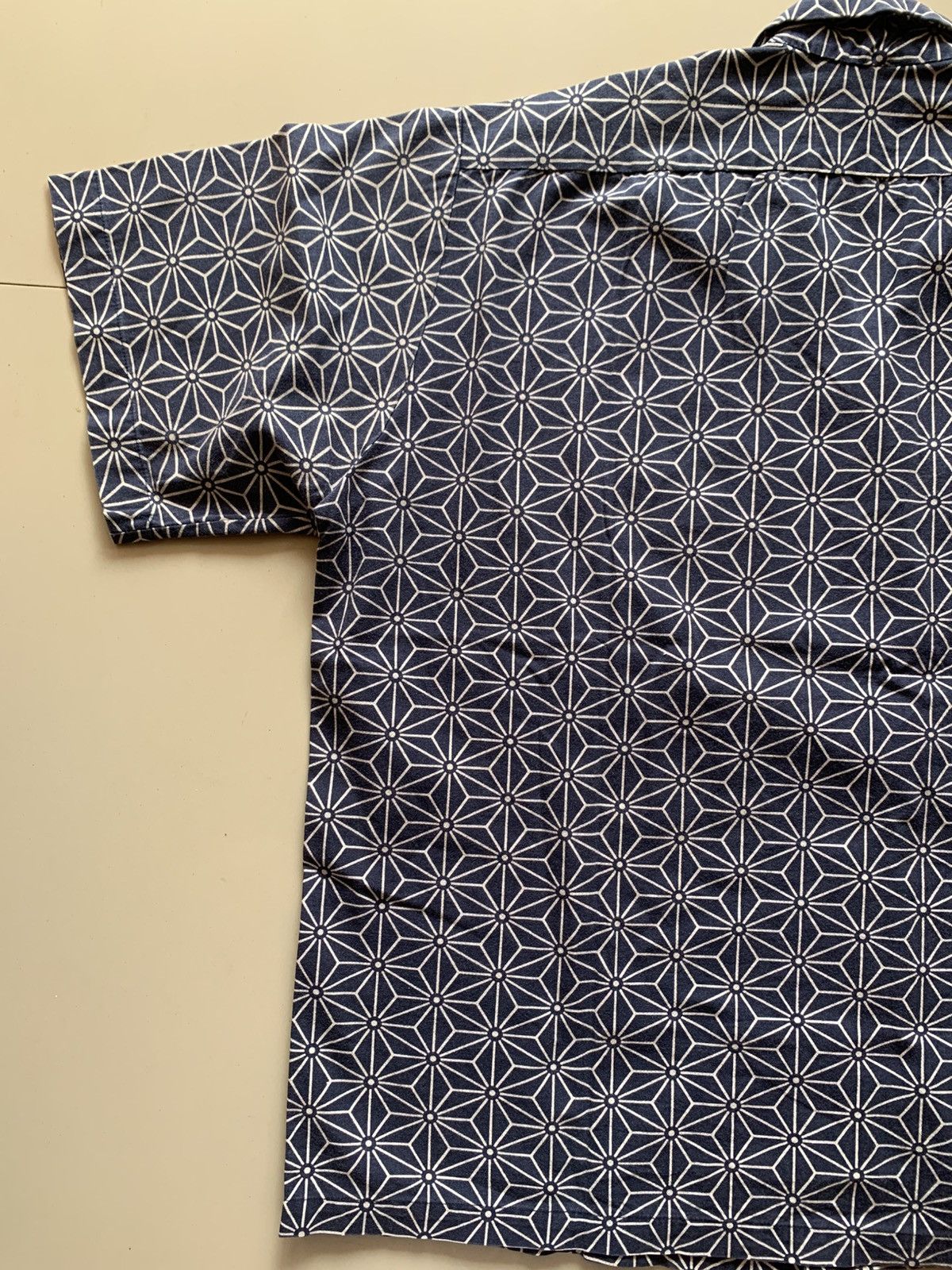 Other “Tokyo Geometry” Boxy Shirt – Modern Pattern, Relaxed Fit Size US L / EU 52-54 / 3 - 8 Thumbnail