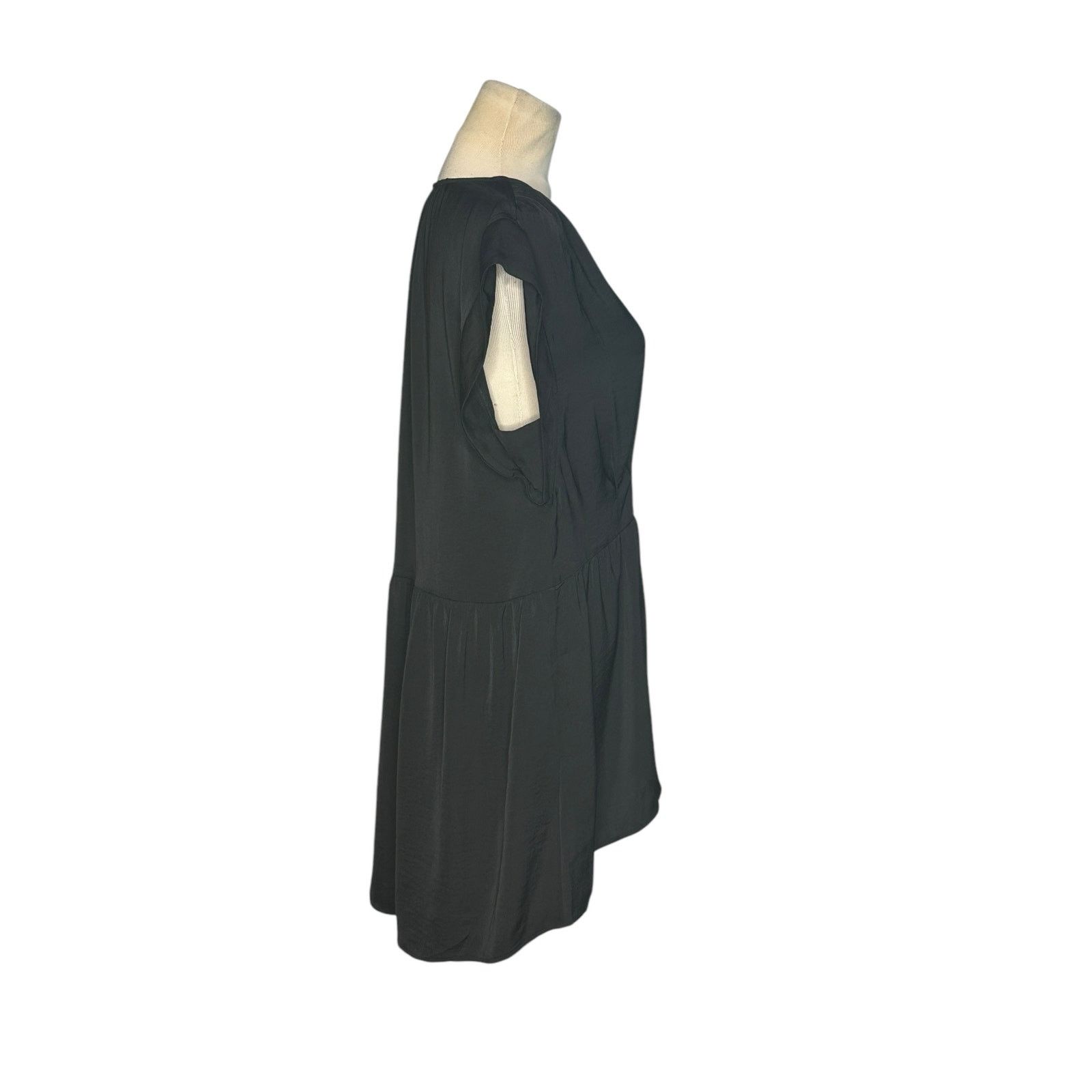 Express Express black short sleeves hi low tunic blouse size M Size M / US 6-8 / IT 42-44 - 7 Thumbnail