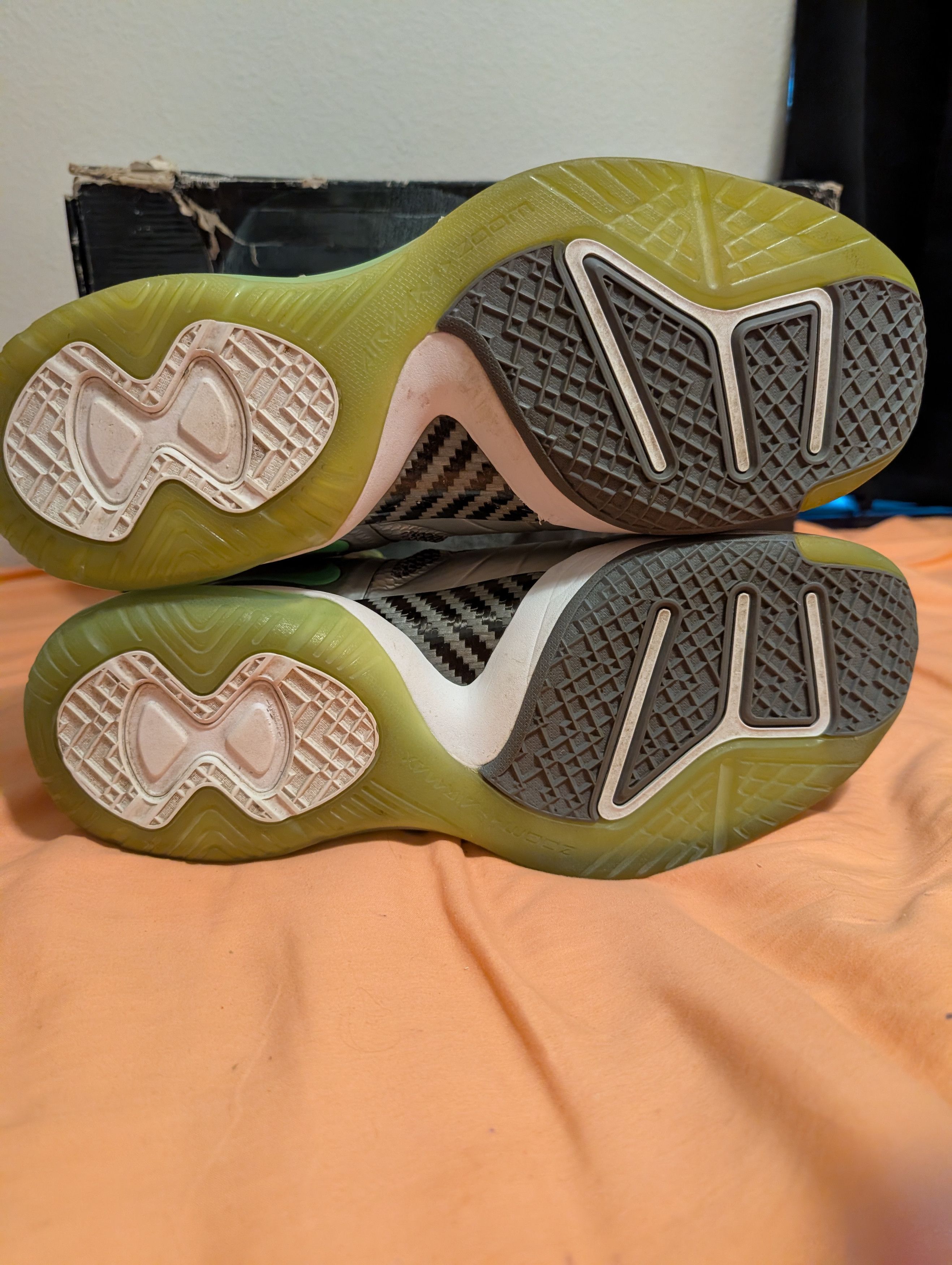 Nike Nike LeBron 8 " Dunkman " style code: 441946-002 Size US 11 / EU 44 - 12 Thumbnail