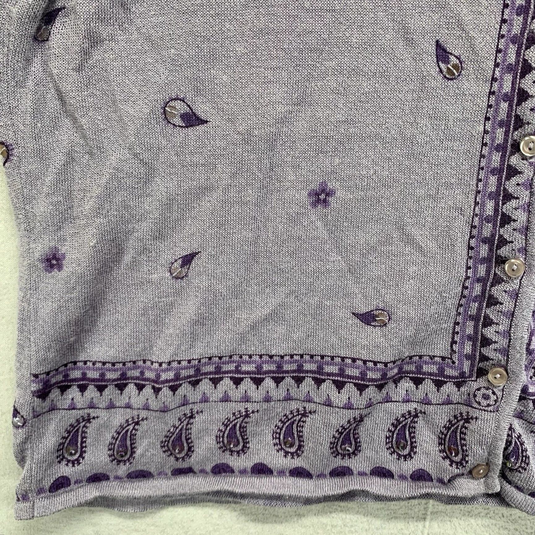Vintage VINTAGE Maggie McNaughton Women's Blouse 1X Knit Short Sleeve Purple Paisley Embellished Bohemian Art Casual Size XL / US 12-14 / IT 48-50 - 3 Thumbnail
