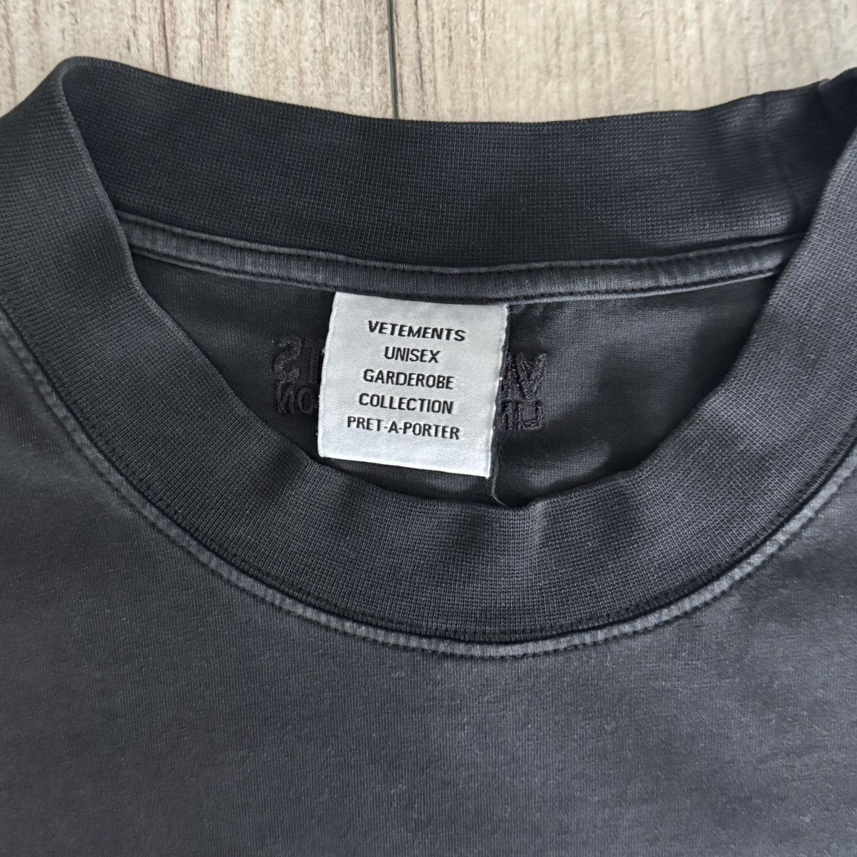 Vetements VETEMENTS LIMITED EDITION logo print t shirt Size US M / EU 48-50 / 2 - 2 Thumbnail