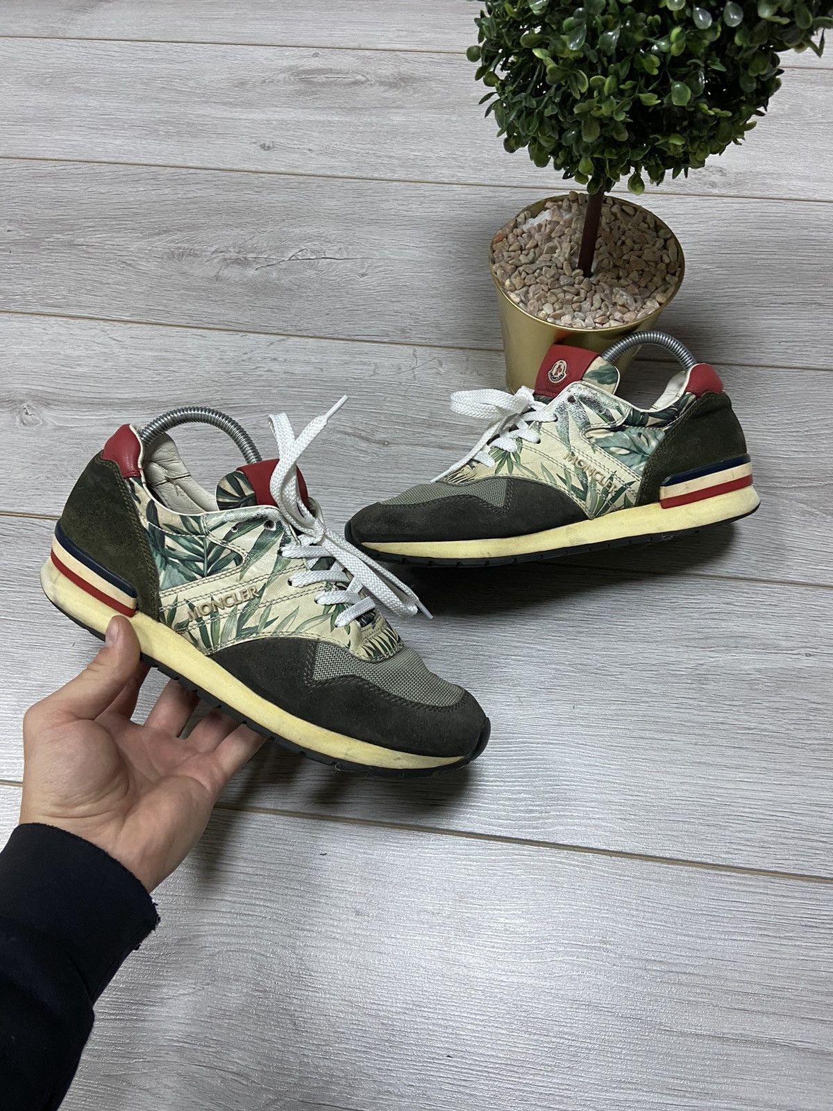 Moncler Moncler 🇫🇷 palm sneakers suede Size US 7.5 / EU 40-41 - 2 Thumbnail