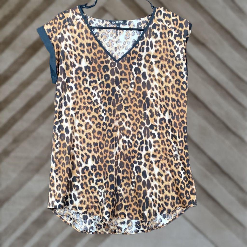 Express Express Blouse Womens Brown Cheetah Print V-Neck Cap Sleeve Stretch Small Size S / US 4 / IT 40 - 1 Thumbnail