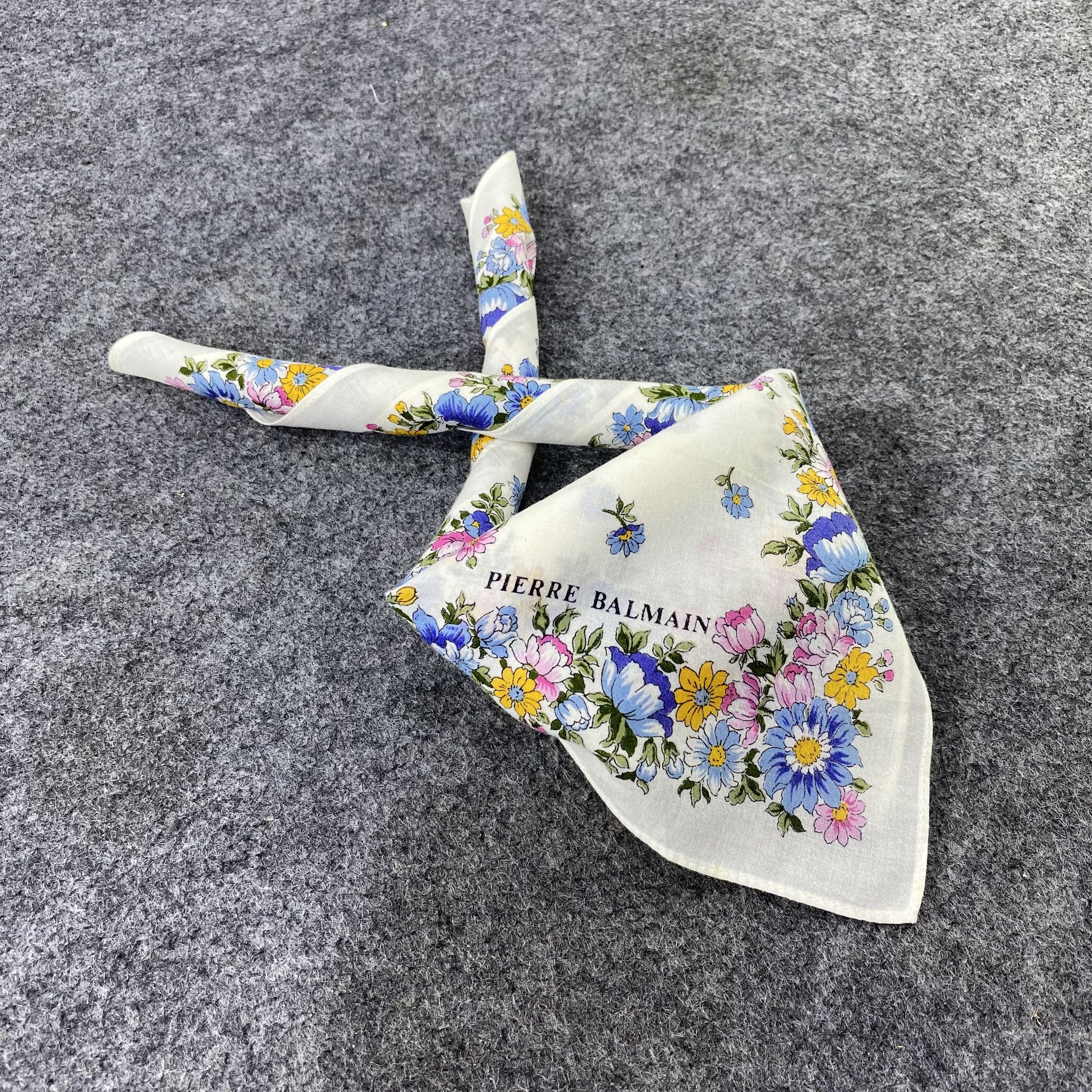 Pierre Balmain Pierre Balmain Handkerchief / Bandana / Neckerchief-B1384 Size ONE SIZE - 1 Thumbnail