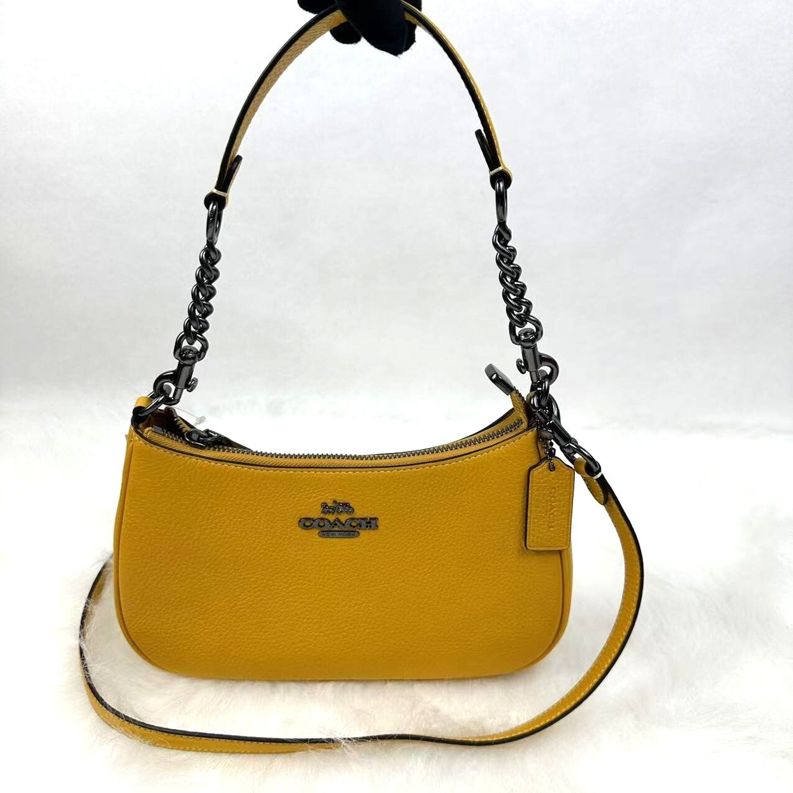 Coach Teri Shoulder/crossbody Bag Leather Turmeric Yellow, Women's