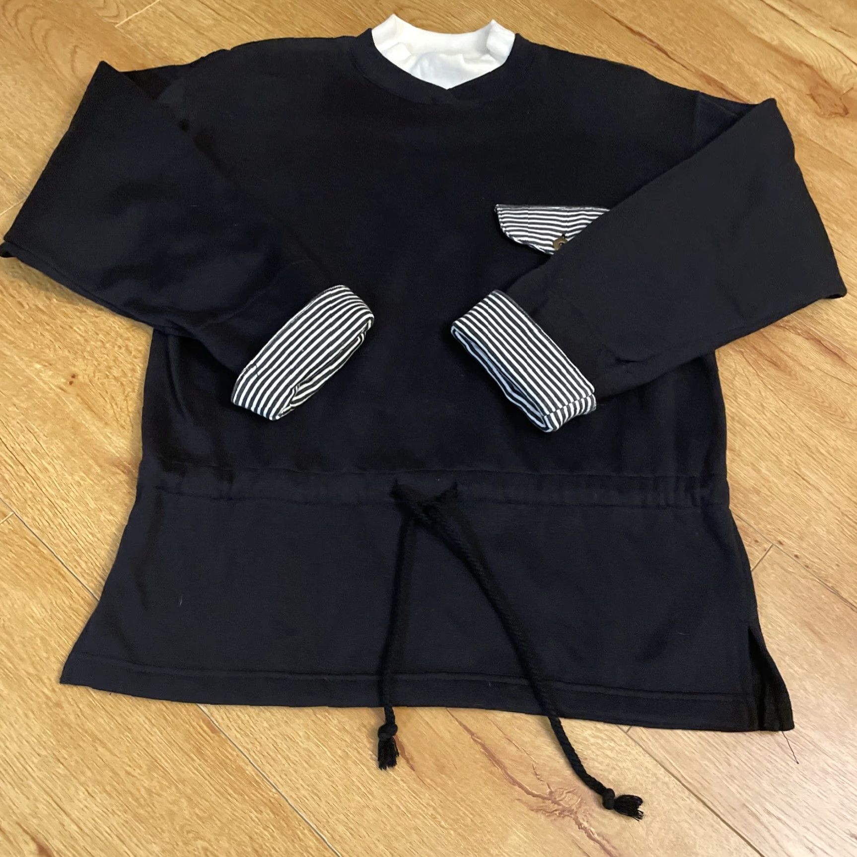 Vintage VINTAGE Chic Navy Sweatshirt Nautical Tie Waist Pocket Turtleneck Sweater USA S Mens Size S / US 4 / IT 40 - 3 Thumbnail