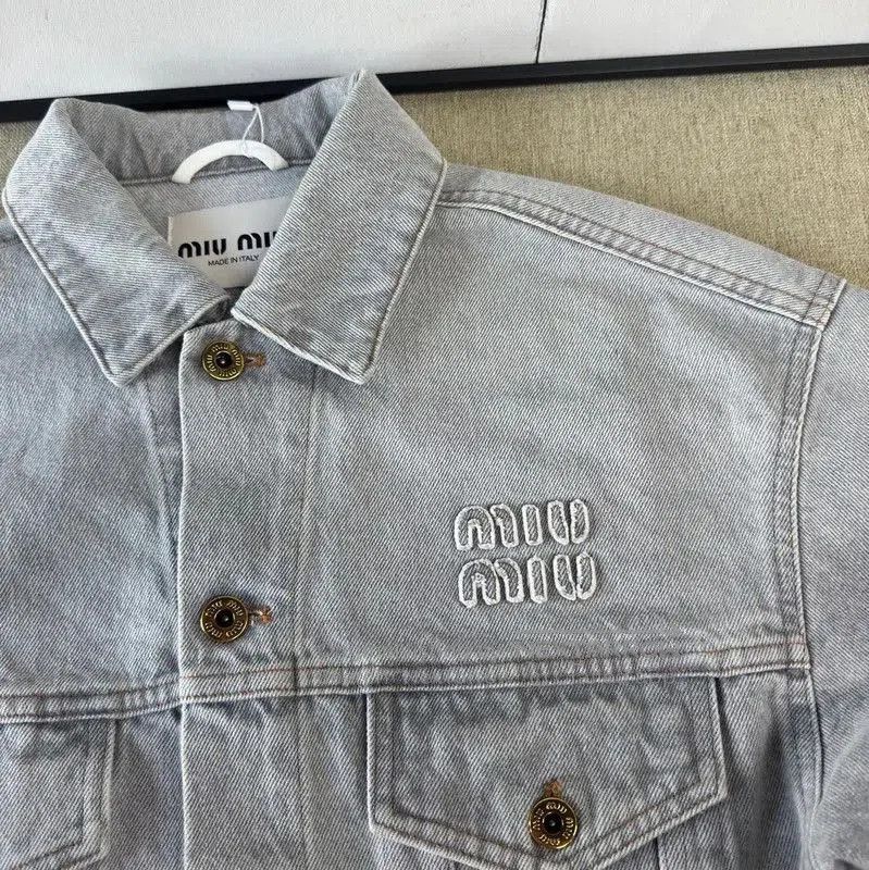 Miu Miu Miu Miu Spring Autumn Gray Denim Cropped Cardigan . Size M / US 6-8 / IT 42-44 - 7 Thumbnail