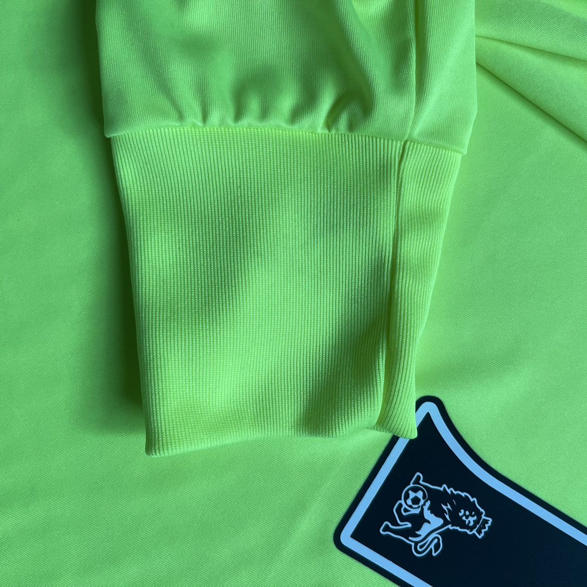 Adidas × Vintage CHELSEA ADIDAS 2016/2017 FOOTBALL GK JERSEY #13 COURTOIS Size US M / EU 48-50 / 2 - 17 Thumbnail