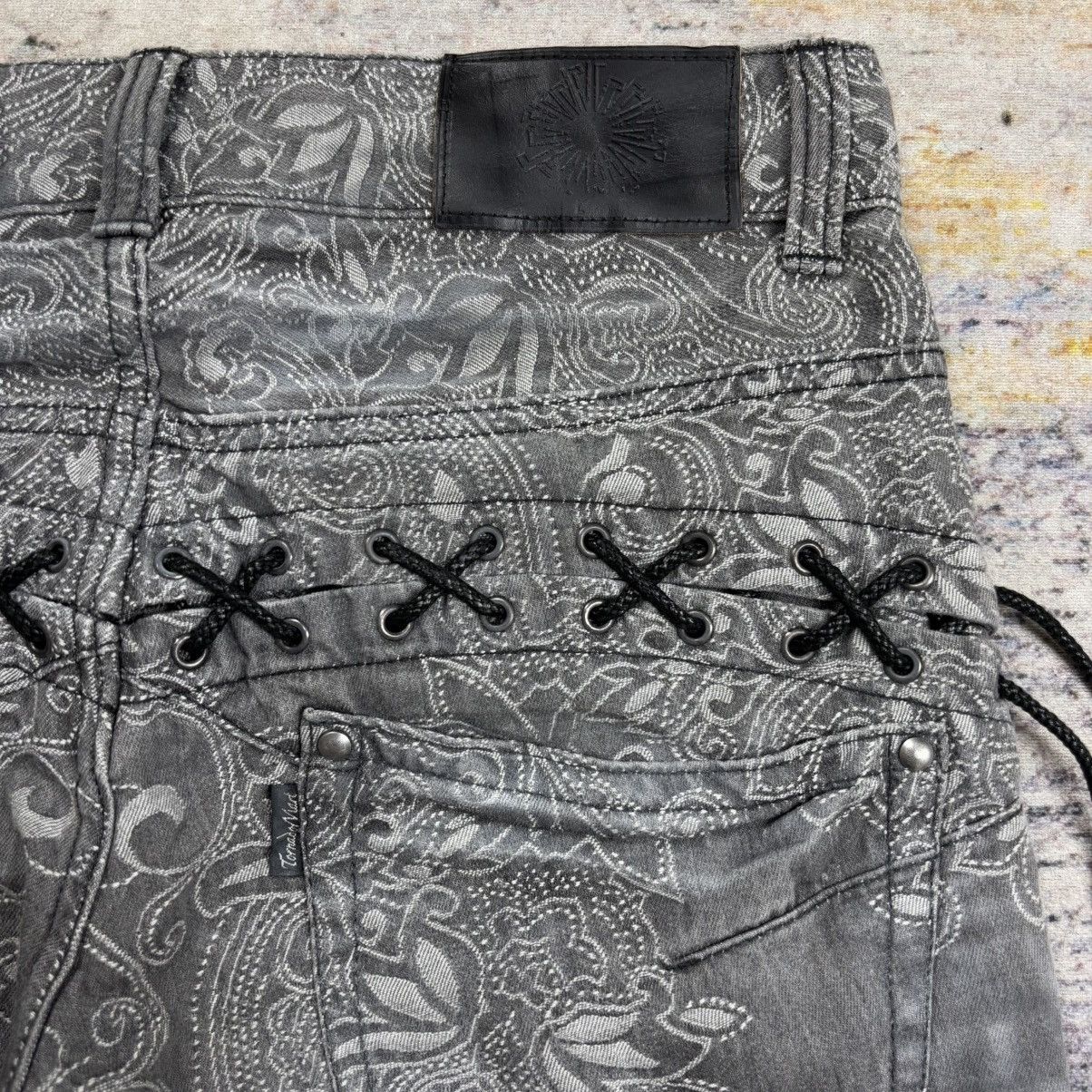 Tornado Mart Tornado mart clawmarks paisley lace short pants Size US 31 - 6 Thumbnail