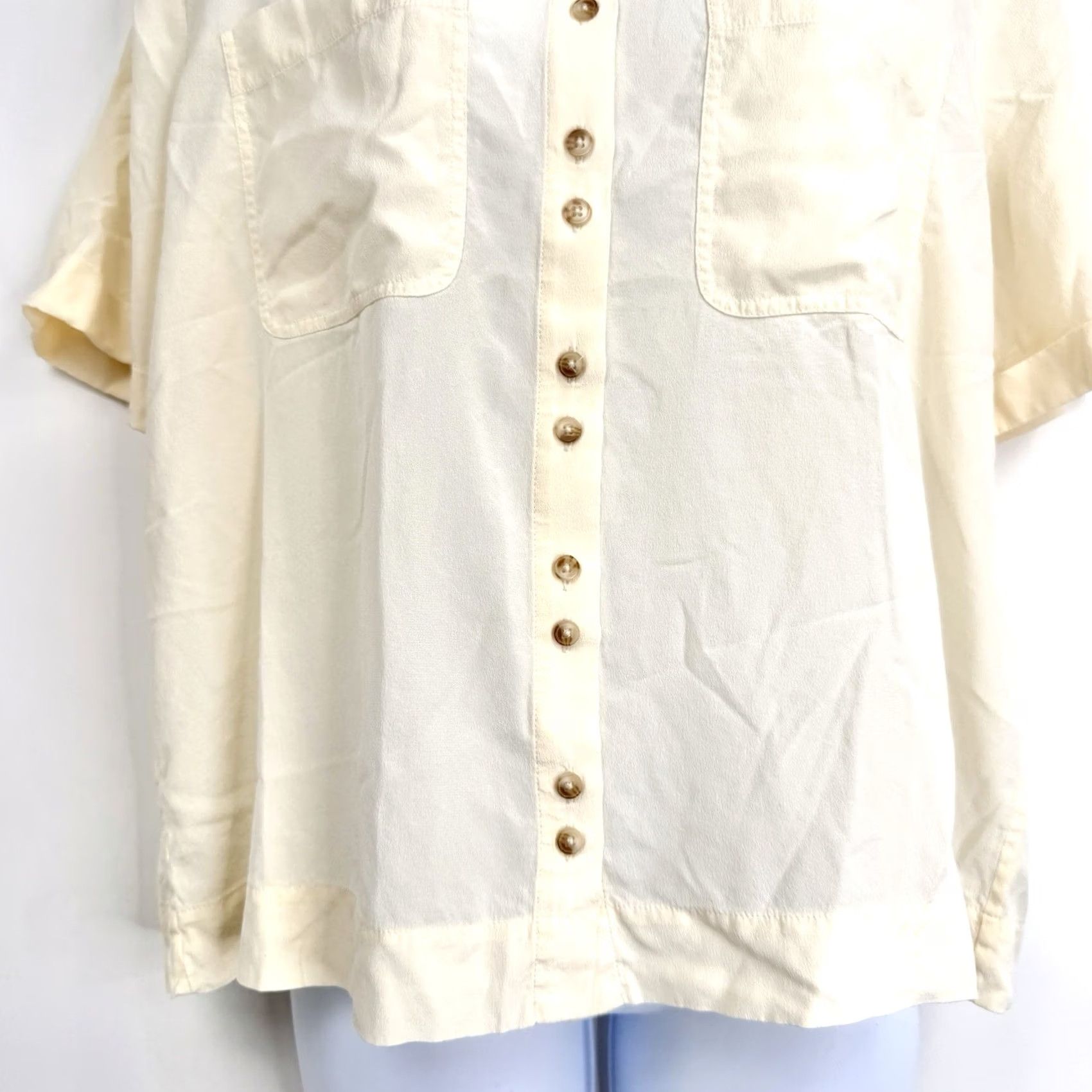 Vintage Sezane Blouse Womens 42 Silk Button Up Pockets Short Sleeve Ivory Sezane Blouse Size M / US 6-8 / IT 42-44 - 3 Thumbnail