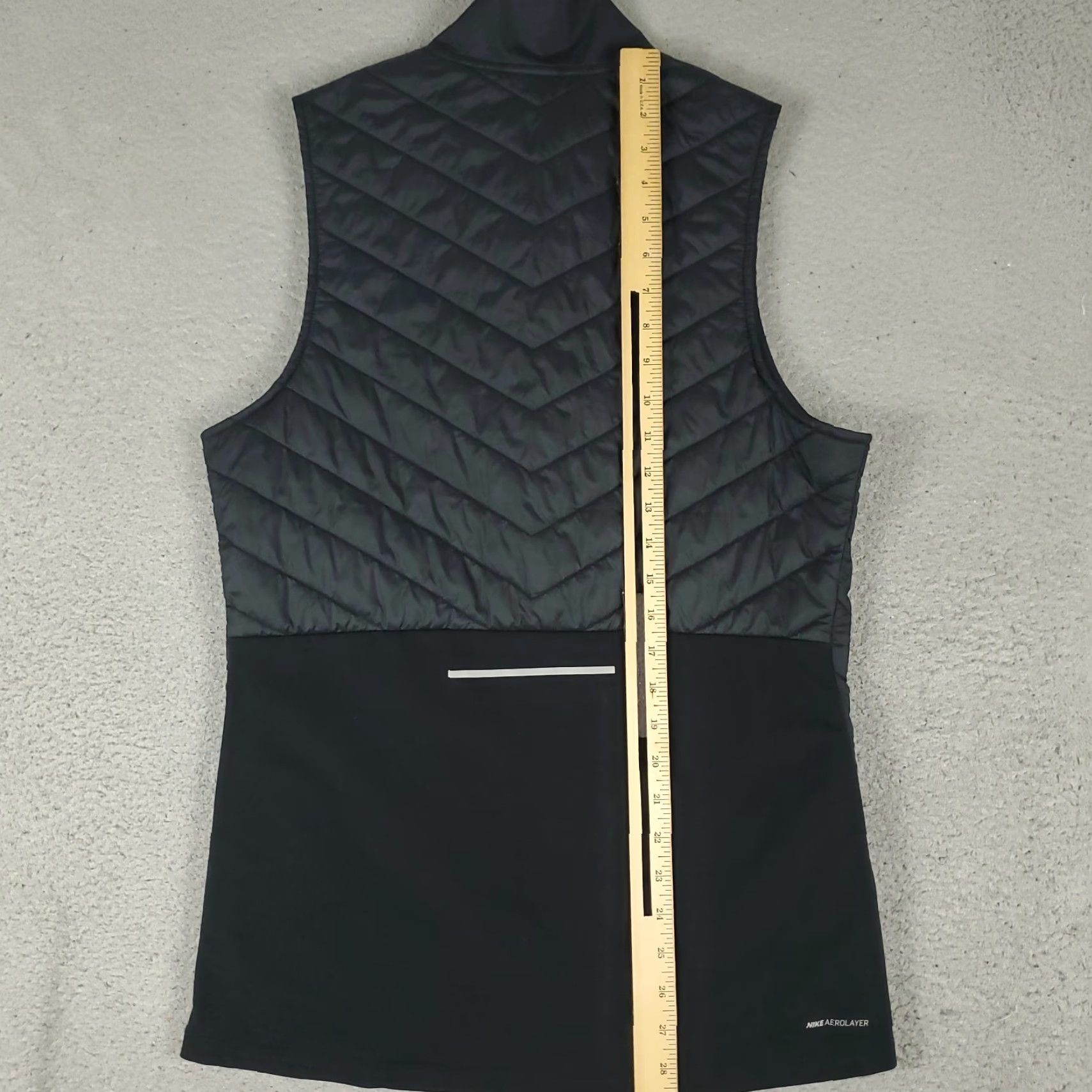 Nike Nike Vest Mens Small Black Aerolayer Quilted Full Zip Running Windbreaker, Full Zip, Jacket, Men, Nike, Black, Small, Regular Fit, Polyester, 1990s? Size US S / EU 44-46 / 1 - 5 Thumbnail
