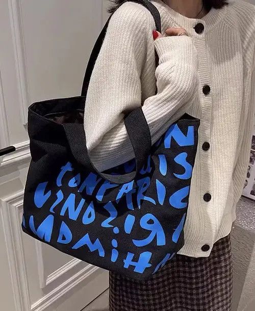 Japanese Brand Fashion graphic canvas tote bag shoulder bag Size ONE SIZE - 3 Thumbnail