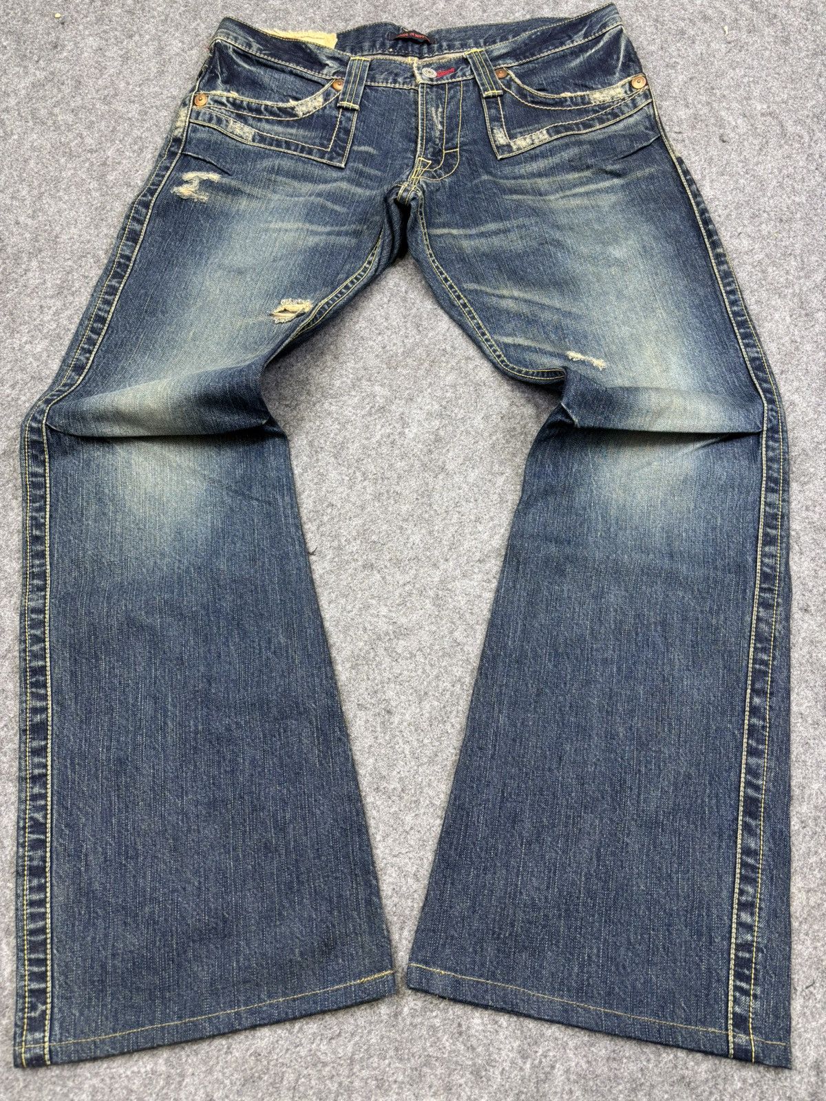 Japanese Brand 💥Super Flare💥Vintage Blue Way Flare Distressed Denim F803 Size US 34 / EU 50 - 15 Thumbnail