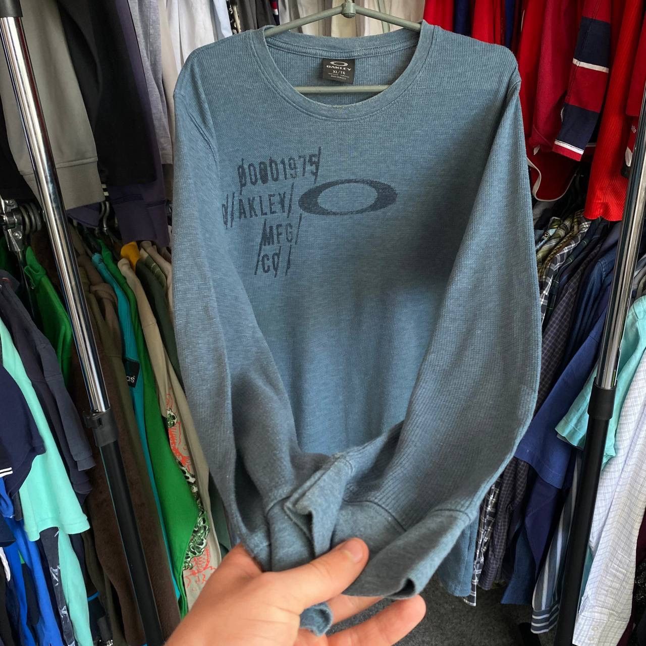 Oakley × Vintage Vintage Oakley Softwear Big Centre Logo outdoor longsleeve Size US XL / EU 56 / 4 - 5 Thumbnail